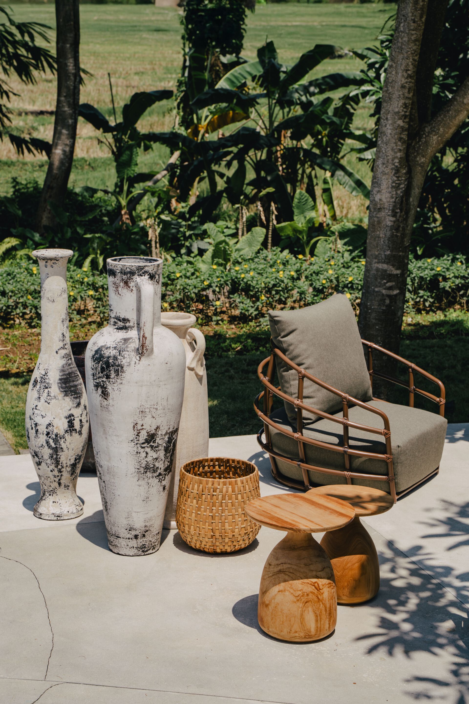 Круглый журнальный столик из массива дерева cbdesign кегли ARCH-00116571 - Вид №5