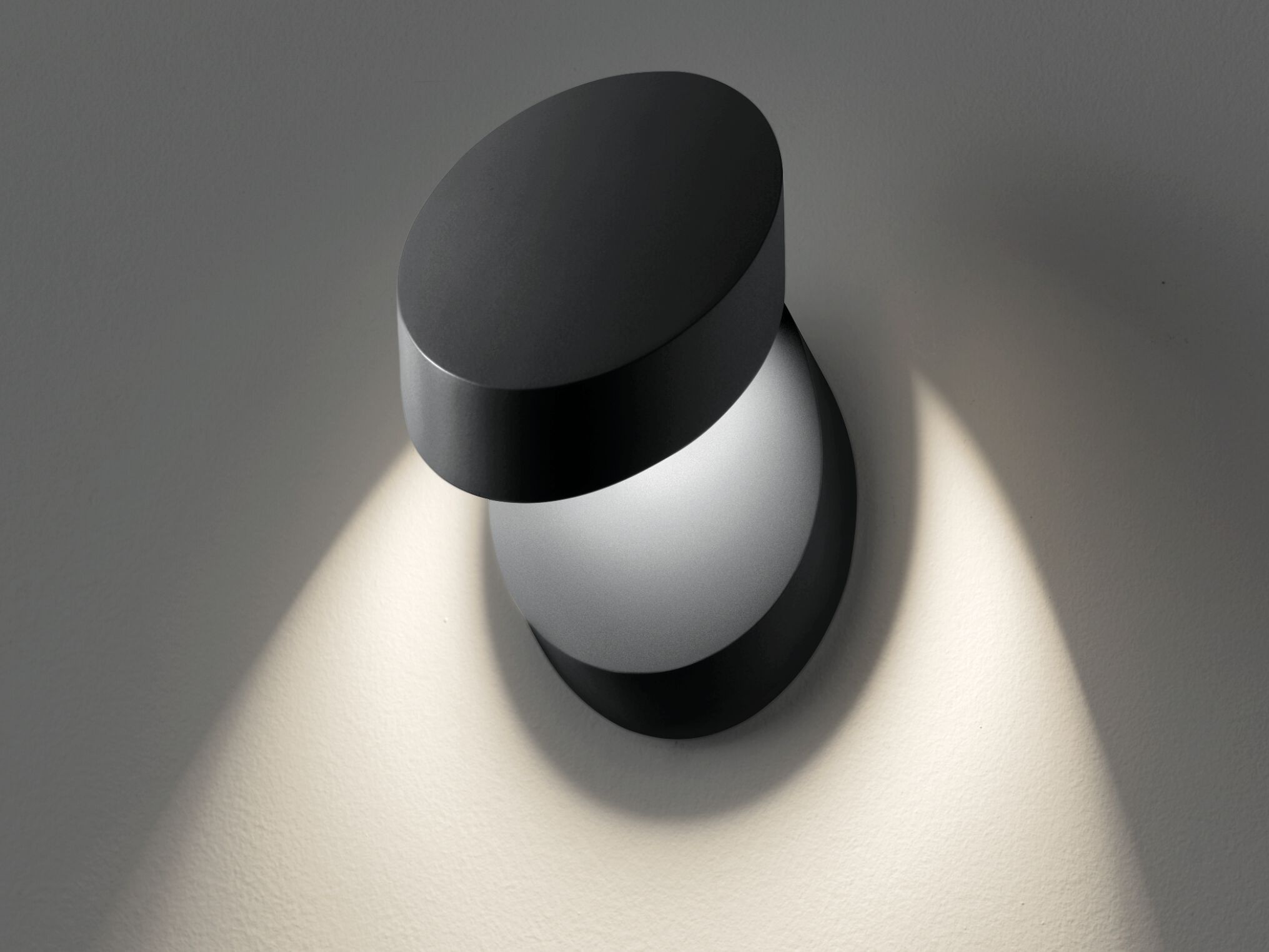 Регулируемая металлическая светодиодная настенная лампа Lodes PIN-UP ARCH-00122256