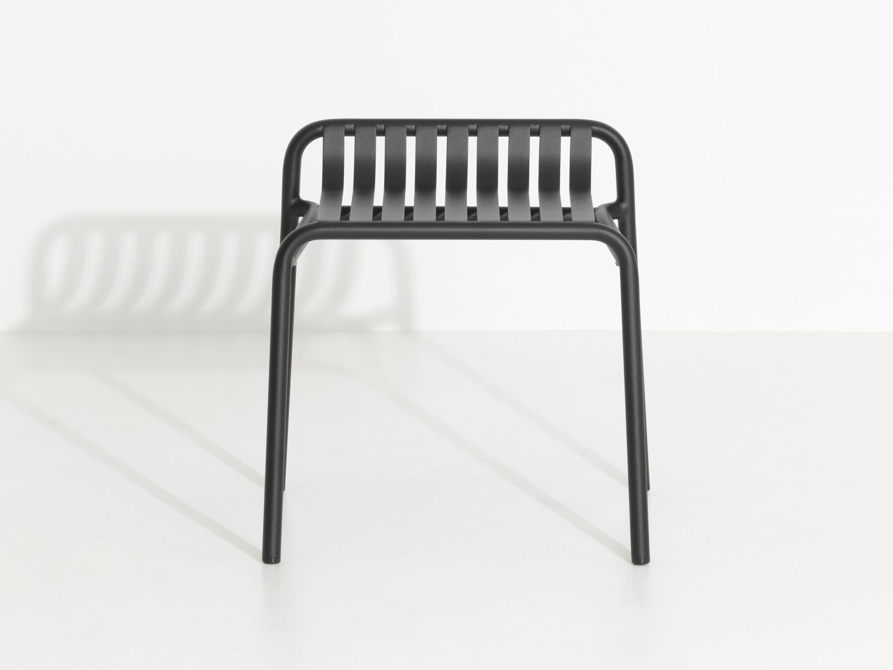 Алюминиевый низкий садовый стул с порошковым покрытием Petite Friture выходные ARCH-00129511 - Вид №2