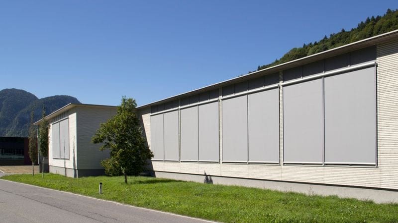 Навес с откидной крышкой с боковыми направляющими markilux MARKILUX 710 ARCH-00139923 - Вид №2