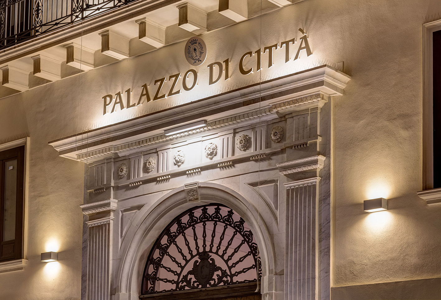 8416667 Подсветка стены Platek TETRA CORNICHE  TETRA CORNICHE - 36 LED 4000K Elliptical  - Вид №9