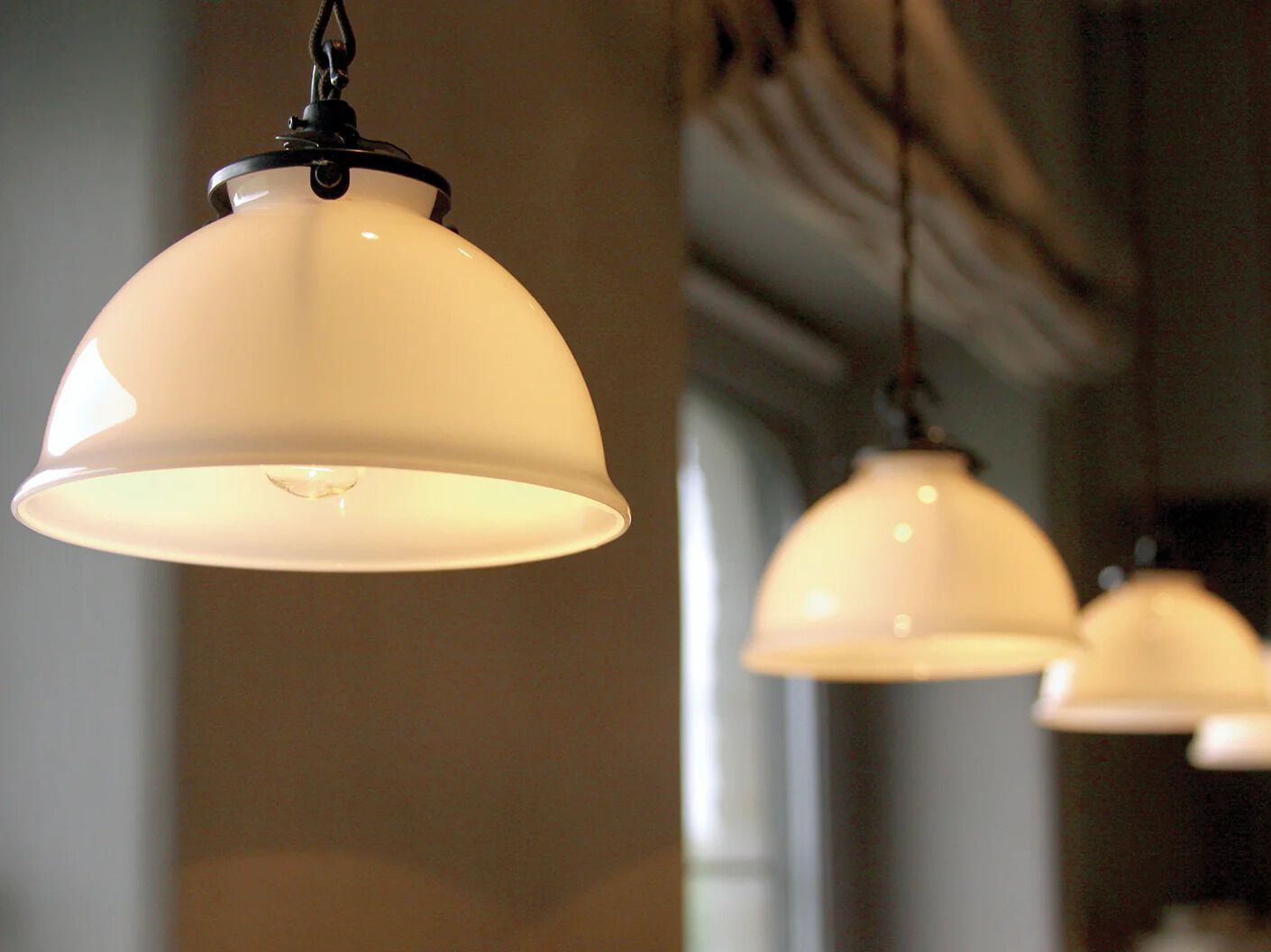 Латунный подвесной светильник Authentage Lighting Moemoe ARCH-00007138