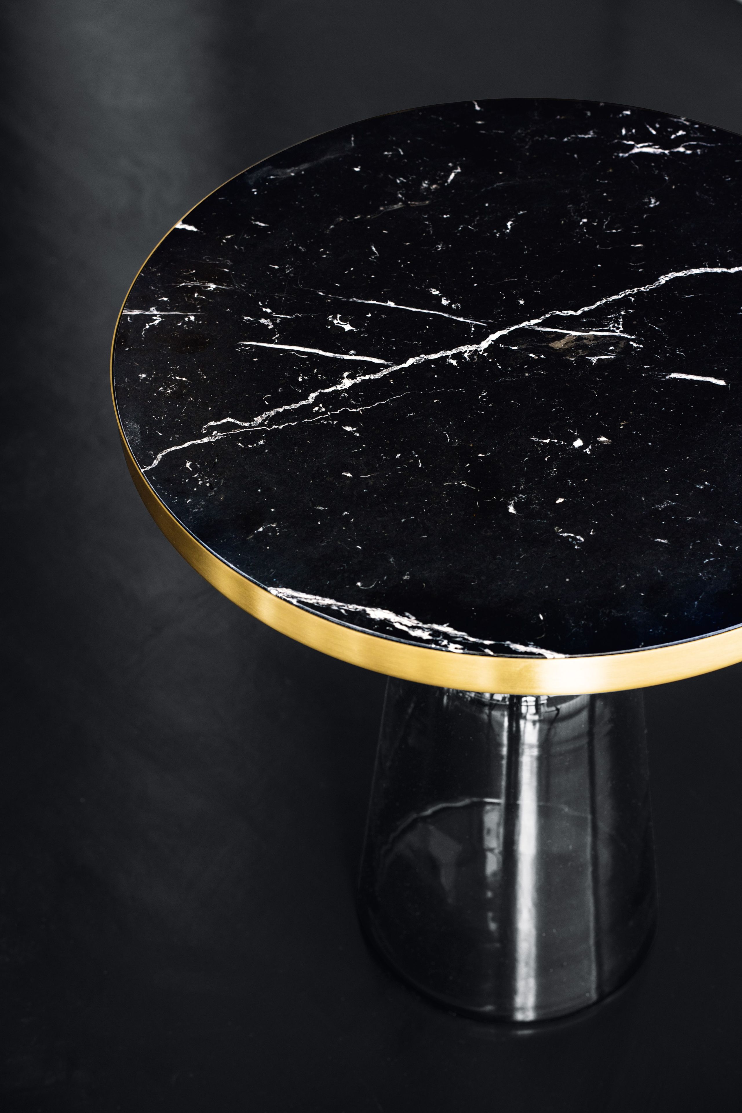 Круглый журнальный столик из латуни и стекла Classicon Белл ARCH-00039502 - Вид №13