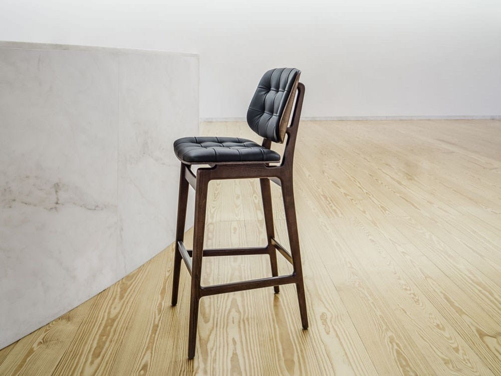 Кожаный барный стул capitonné More Contract Chloe ARCH-00033809 - Вид №2