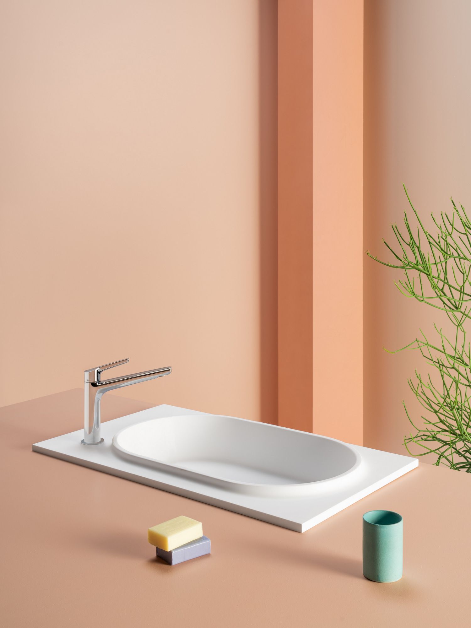 Одиночная овальная раковина из Cristalplant® Zucchetti Rise ARCH-00141145 - Вид №1