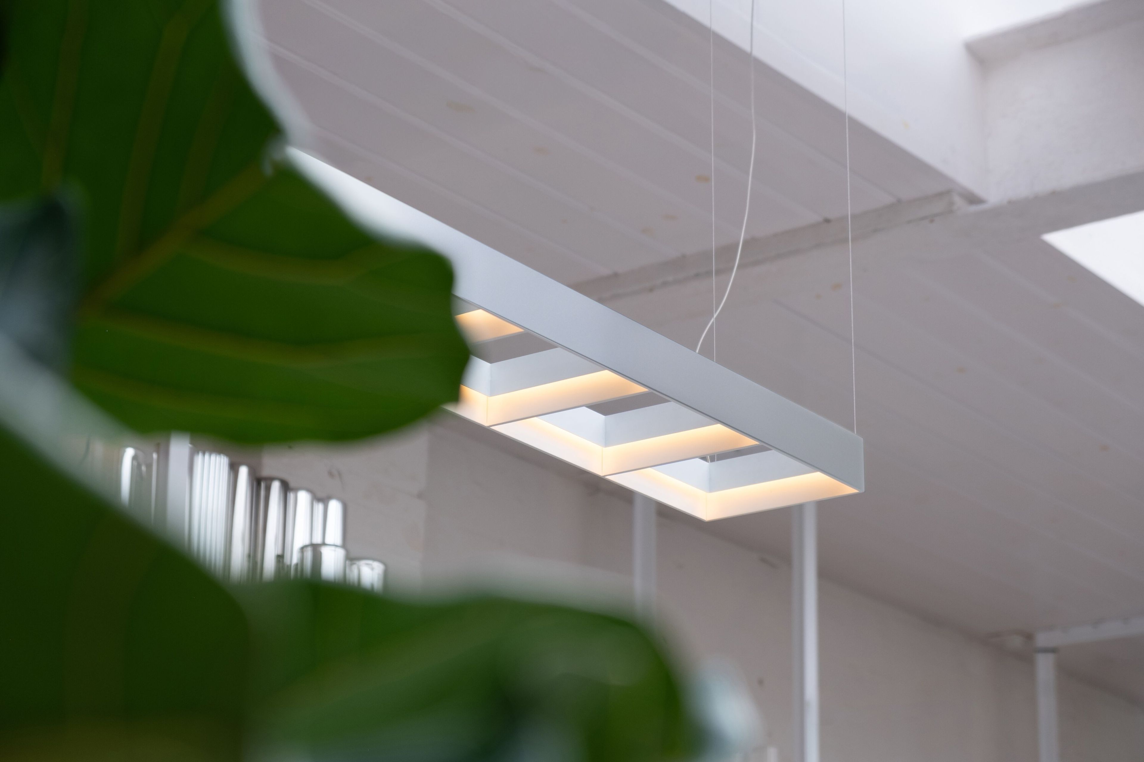 Алюминиевый светодиодный подвесной светильник Michael Anastassiades FRAME ARCH-00078148 - Вид №4