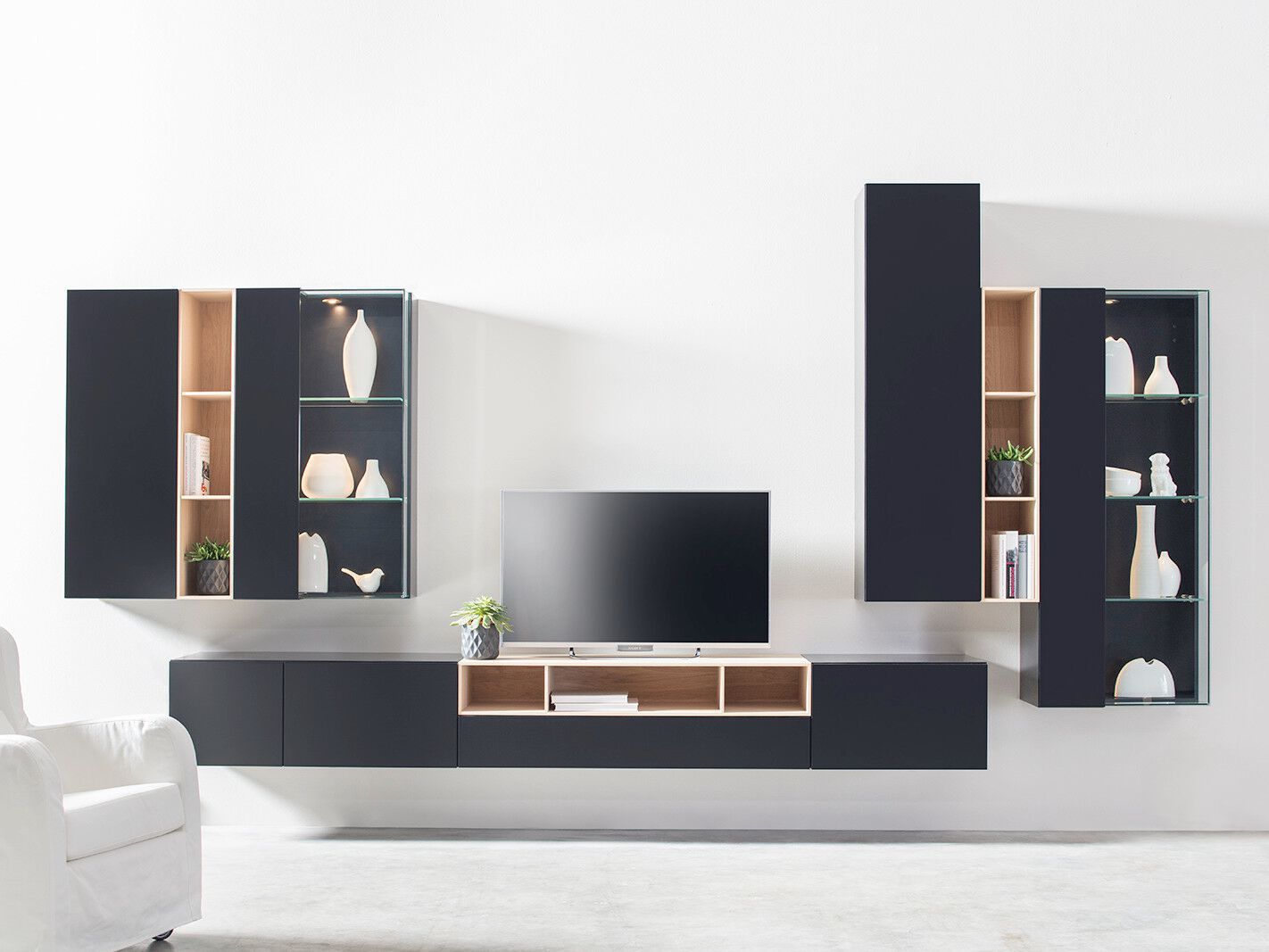 Стена установленная оборудованная стена Sudbrock Möbelhandwerk куб ARCH-00144183 - Вид №1