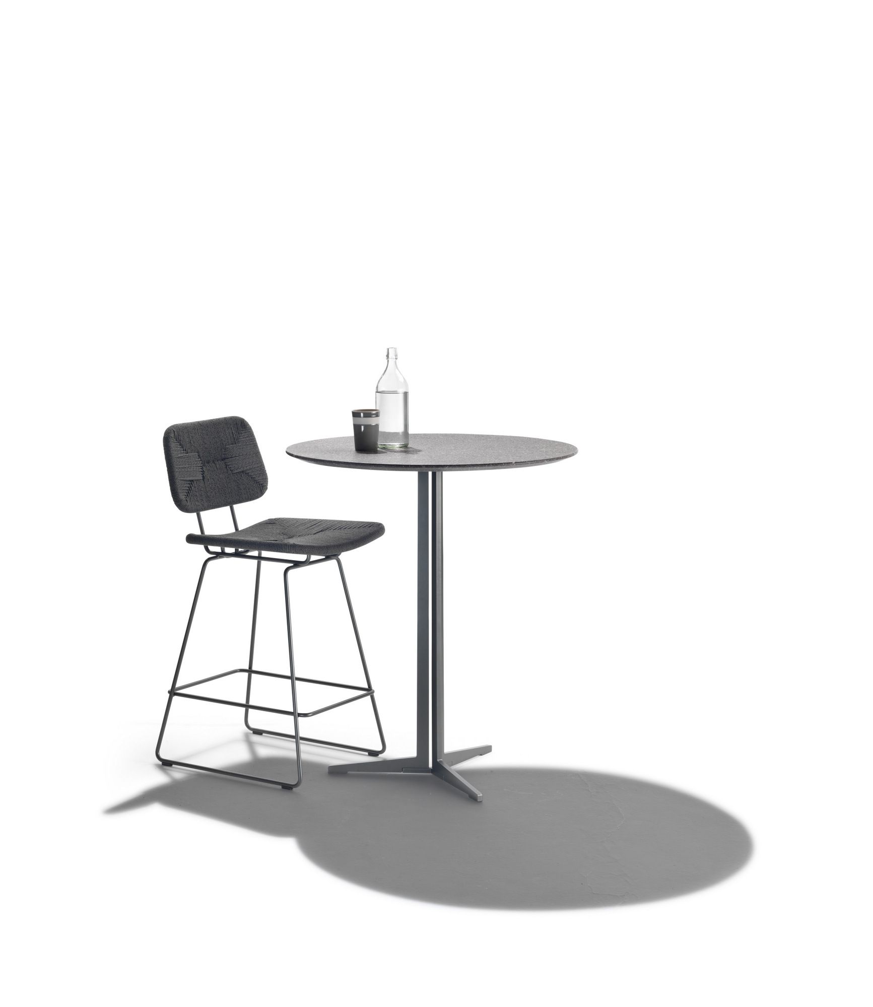 Высокий садовый стол с каменным верхом стальная основа Flexform ARCH-00147303 - Вид №2