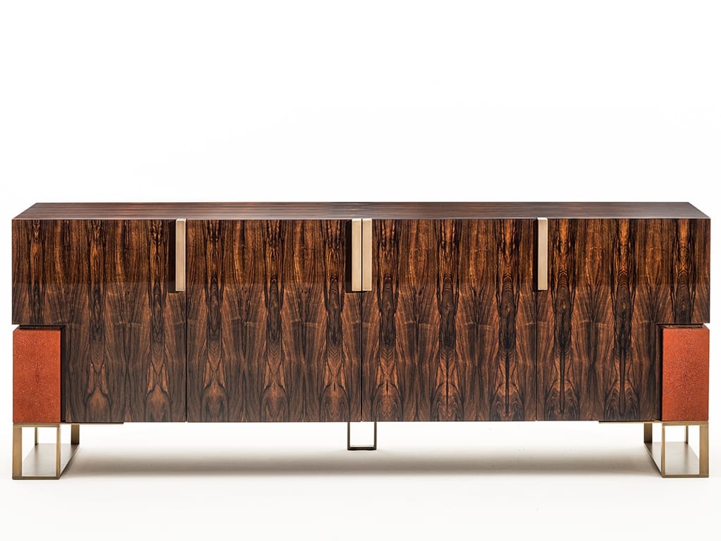 Шкаф из черного дерева с распашными дверями OAK Милан ARCH-00151767