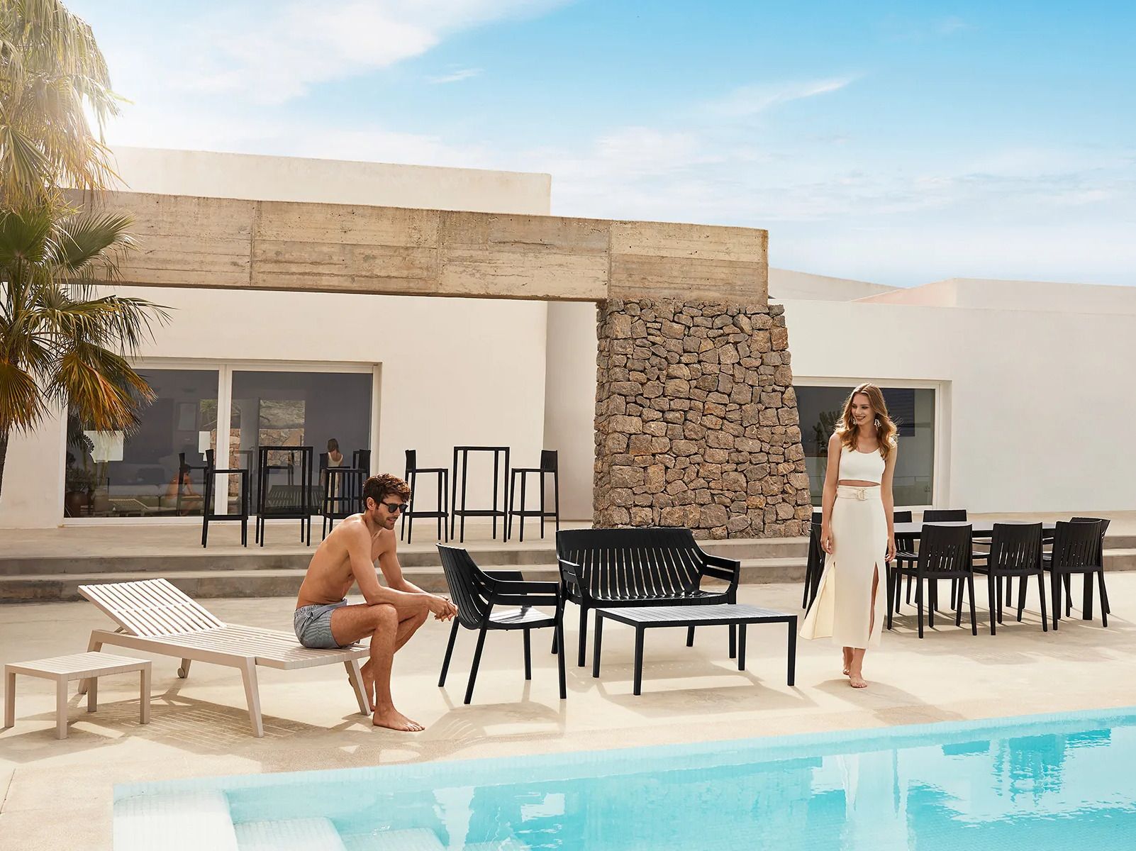 Полипропиленовый садовый стул с подлокотниками Vondom Spritz ARCH-00002884 - Вид №1