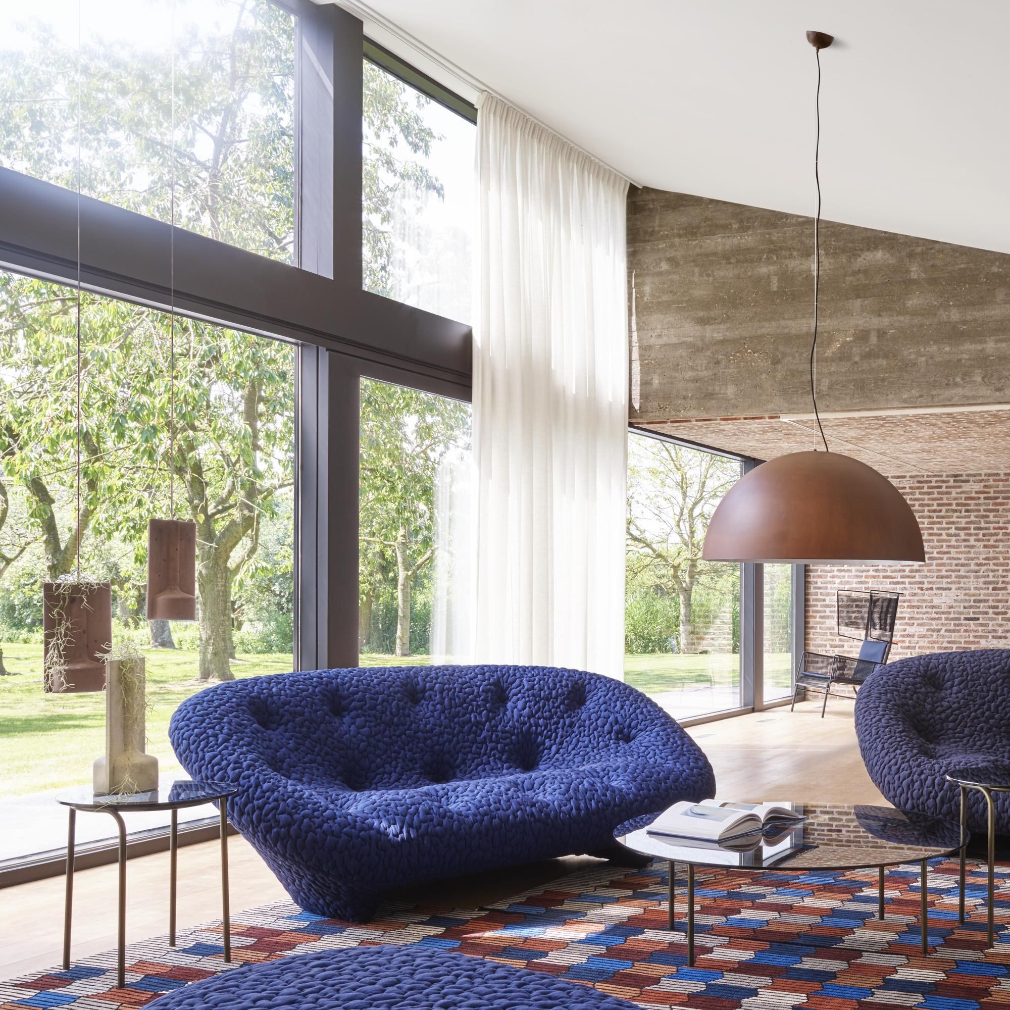 2-местный тканевый диван capitonné Ligne Roset Ploum ARCH-00041997 - Вид №2