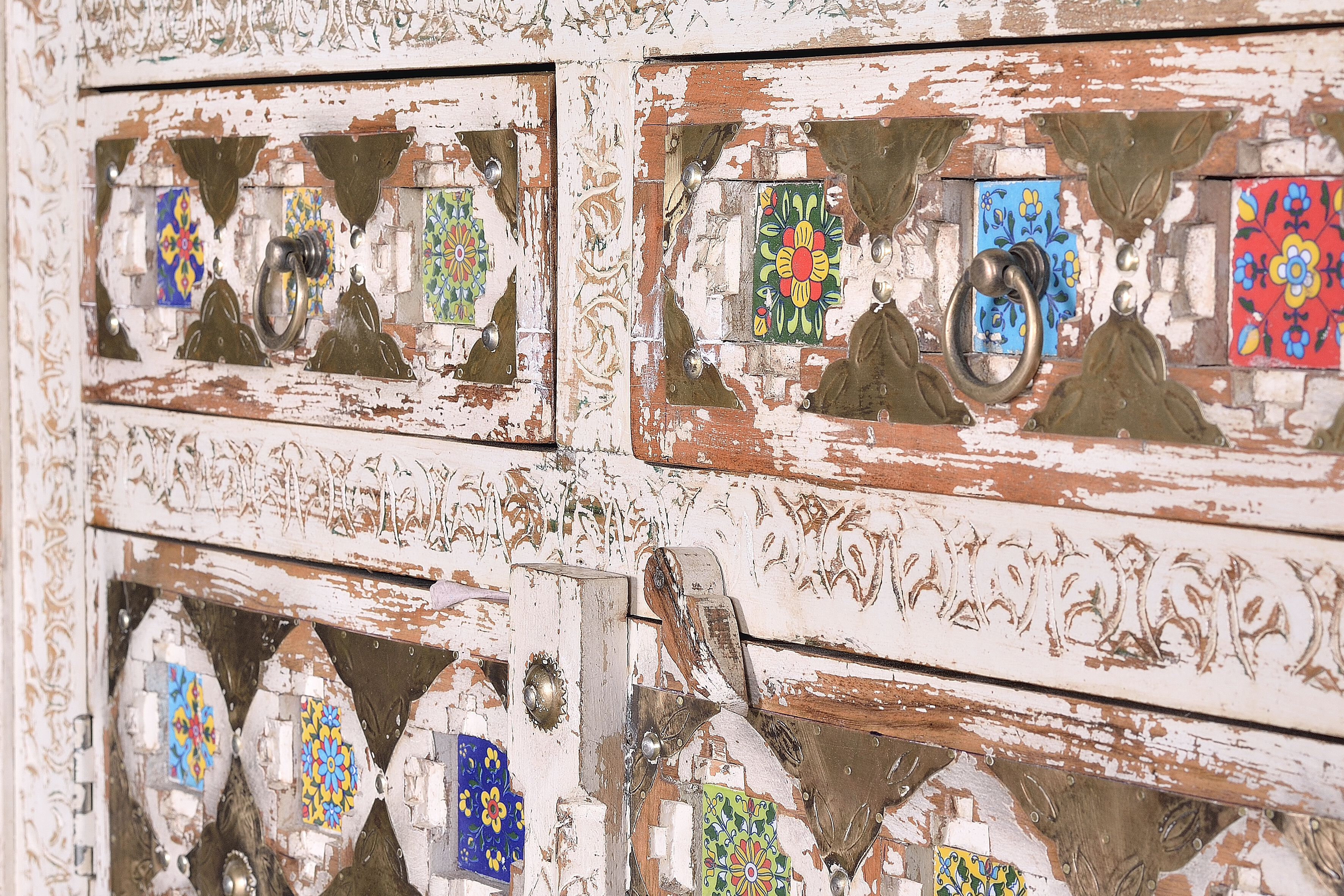 Сервант из манго с распашными дверцами Giner y Colomer Bakhra ARCH-00065822 - Вид №3