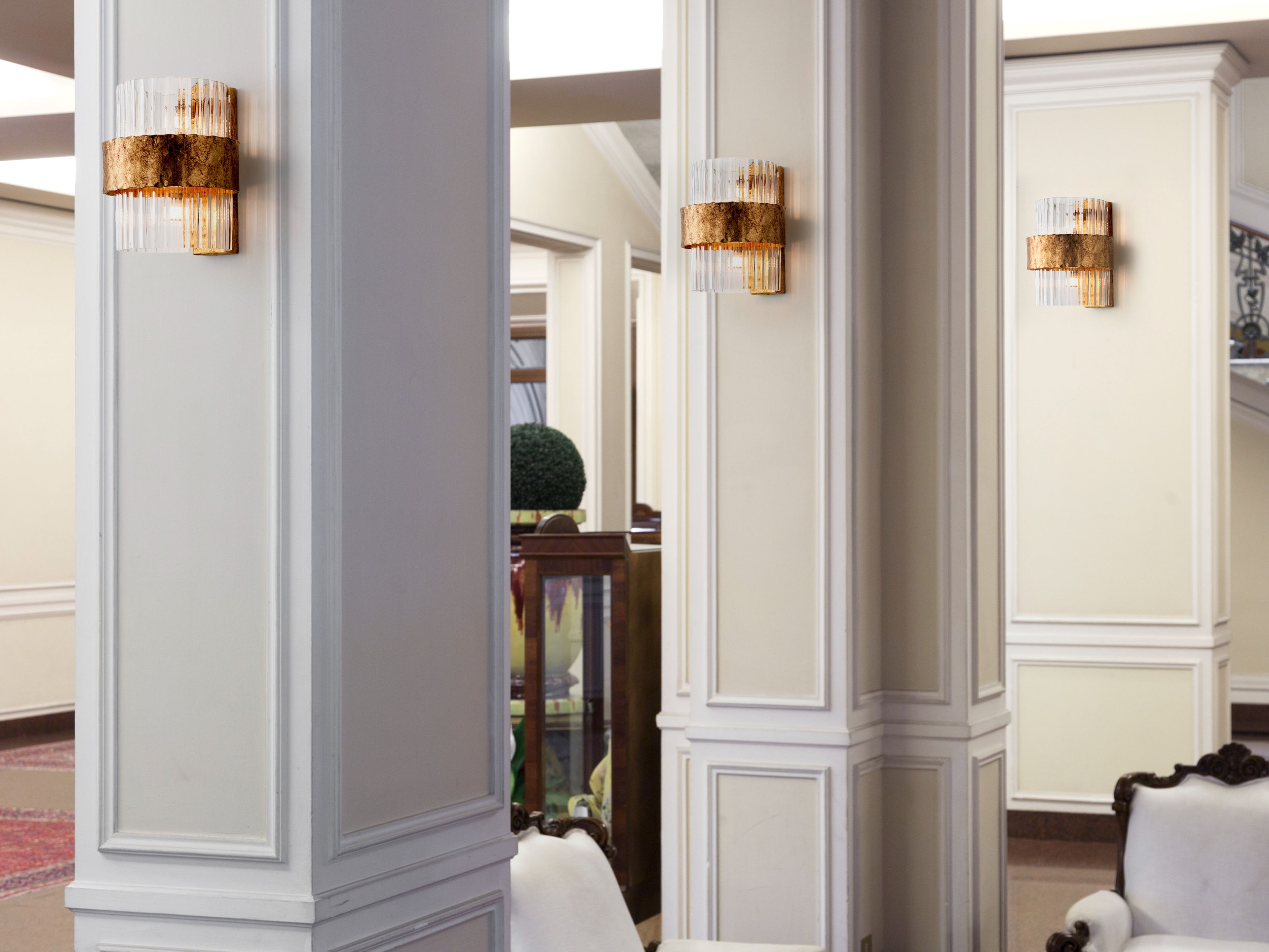 Стеклянный светодиодный настенный светильник STILLUX Новые направления ARCH-00009636 - Вид №1