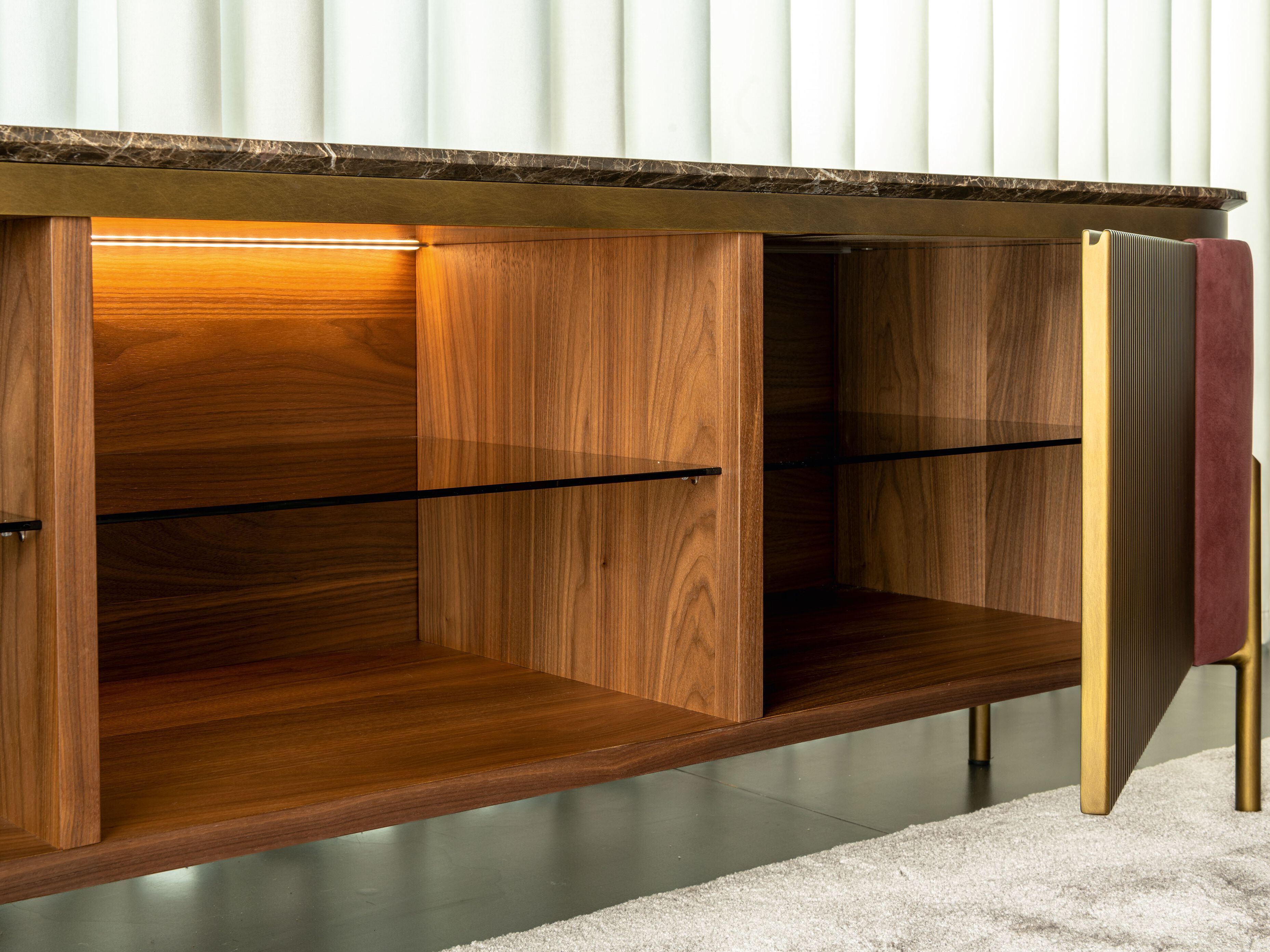 Шкаф для телевизора с распашными дверцами Former In Italia ARCH-00088344