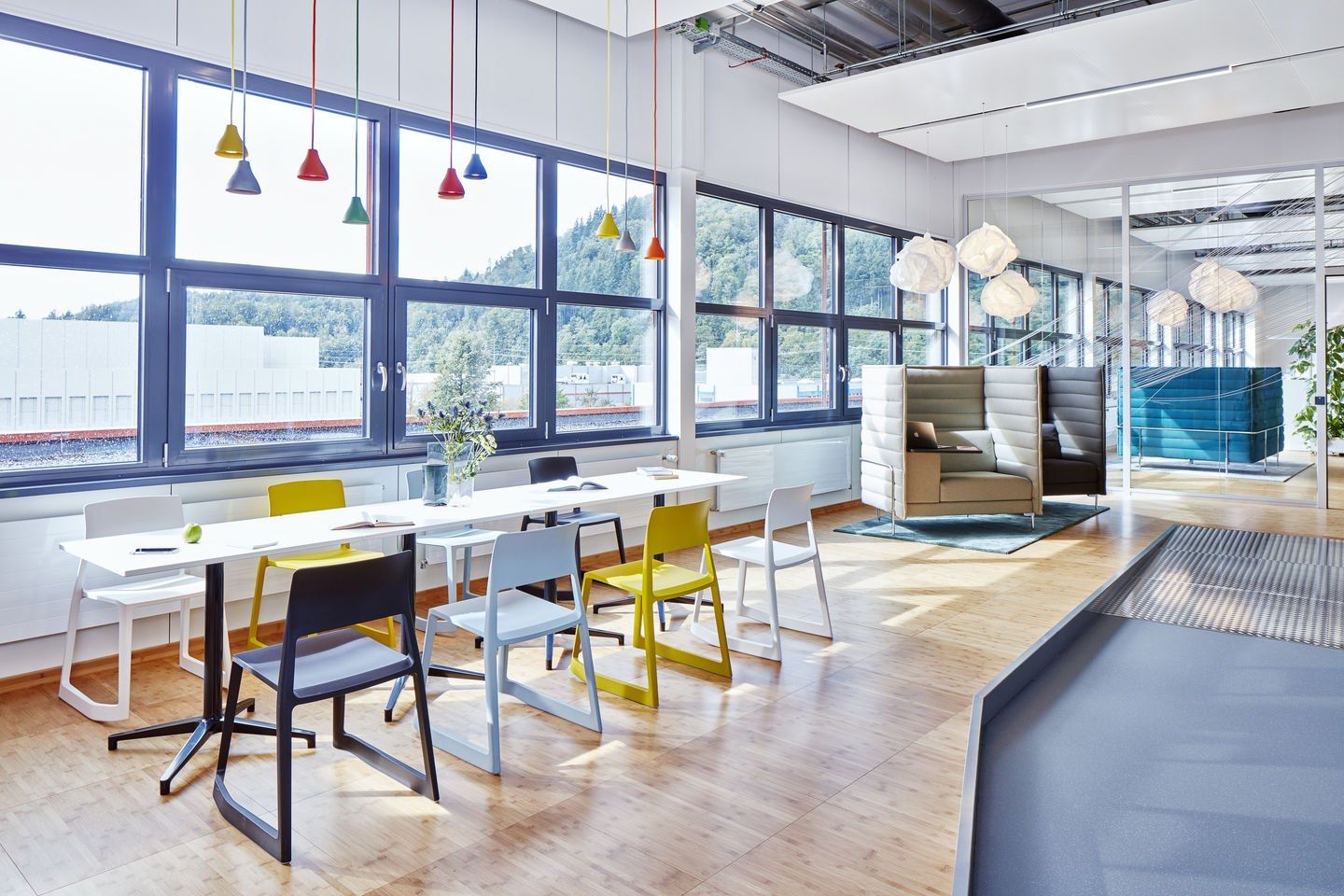 Прямоугольный стол из стали и дерева со спицевым основанием VITRA Bistro Table ARCH-00069729 - Вид №4