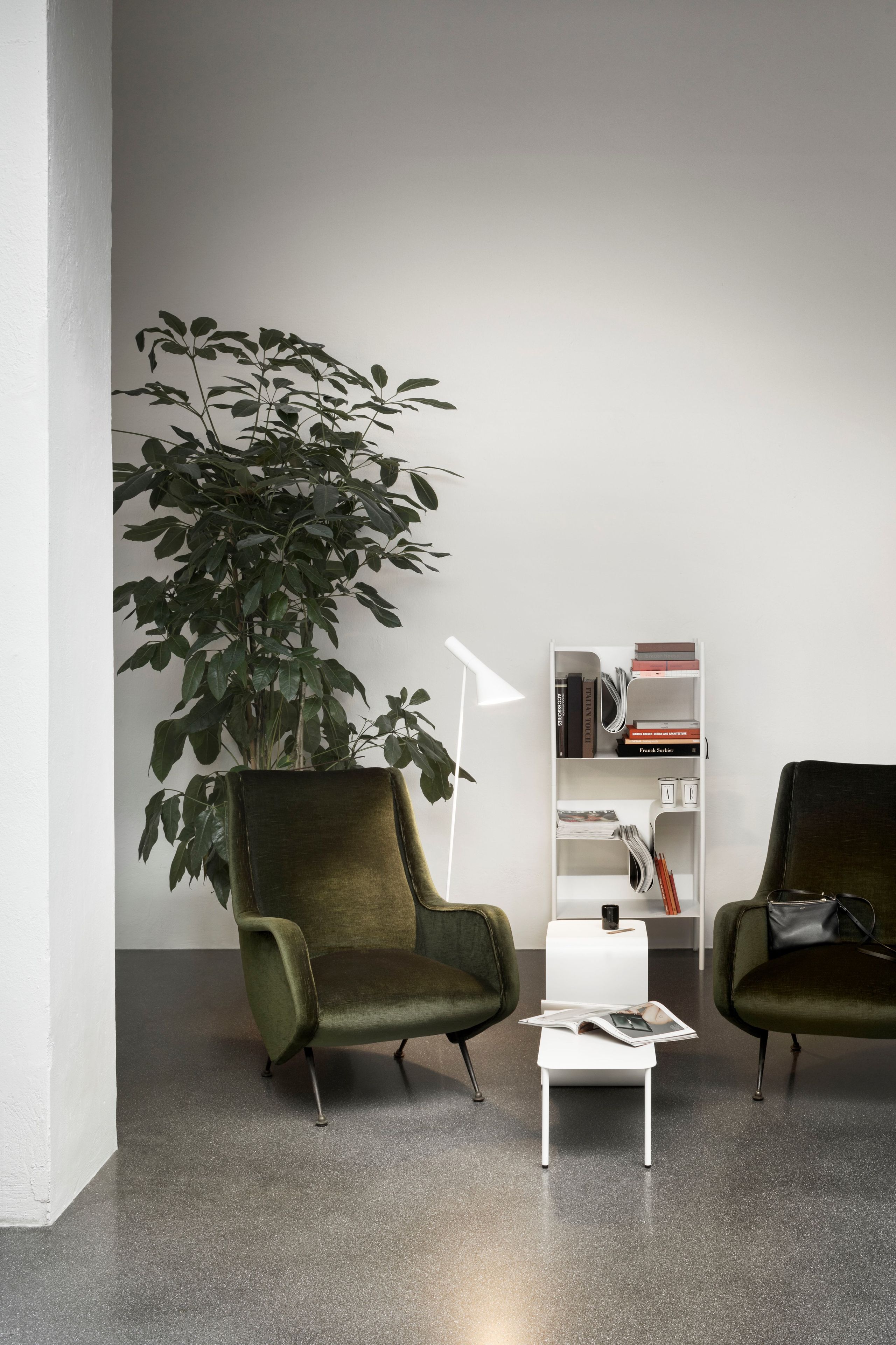 Журнальный столик из листового металла с журнальной стойкой True Design ARCH-00059376 - Вид №3