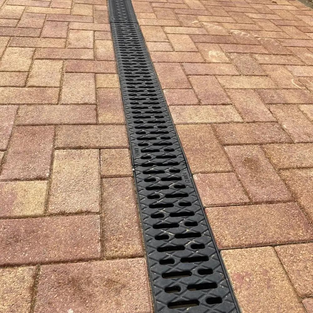 Лоток Standartpark Spark 2 пластиковый 1000x125x70 мм с чугунной решеткой класса А15 STLM-2120734 - Вид №11