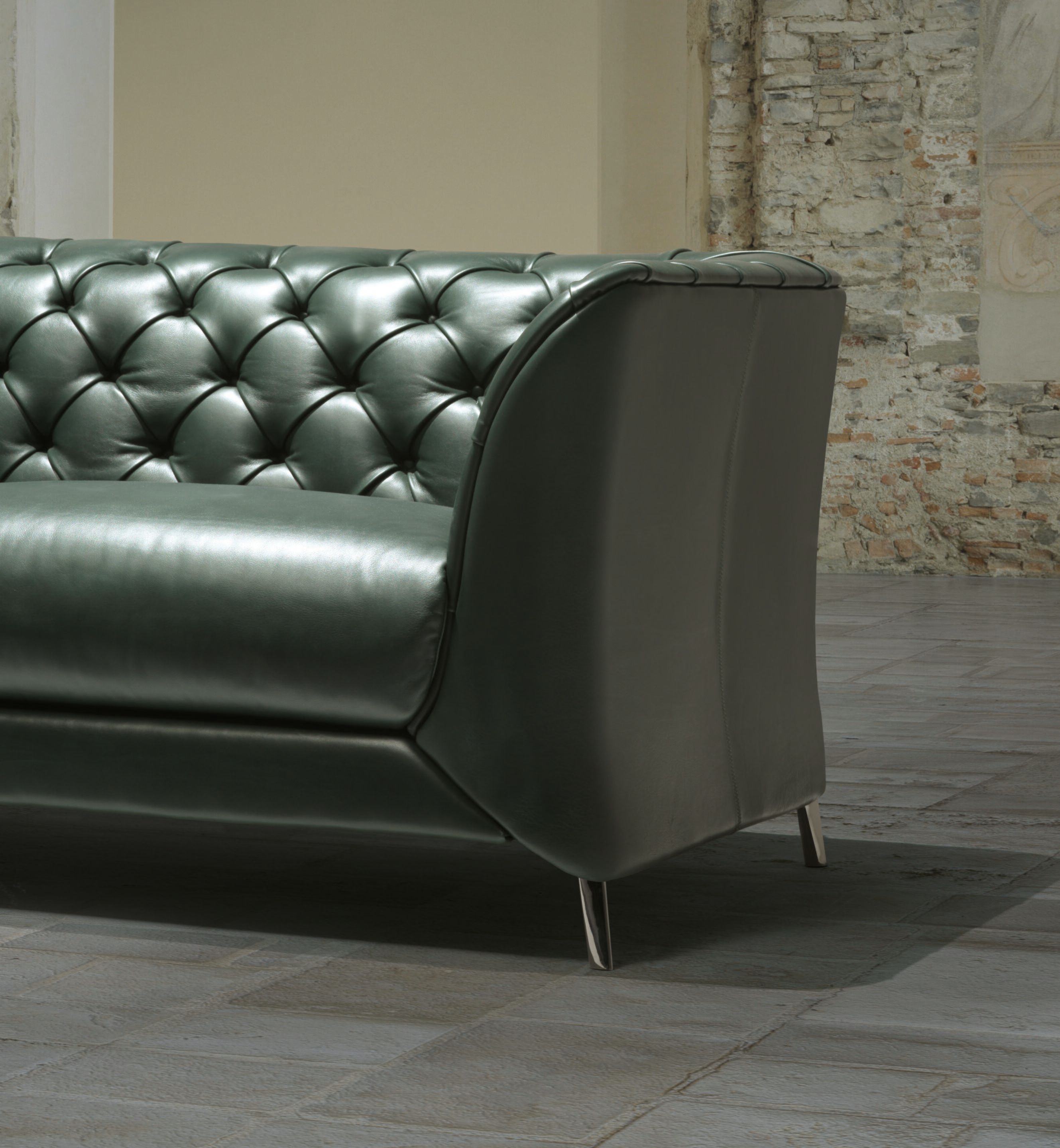Кожаный или тканевый капитонный диван Natuzzi Italia La scala ARCH-00137580 - Вид №4
