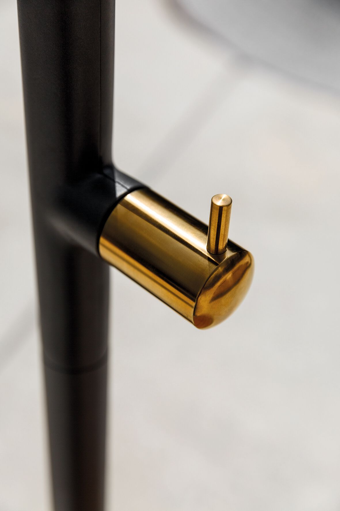 Алюминиевый и деревянный душ на открытом воздухе Gloster GARDEN SHOWER ARCH-00023452 - Вид №3