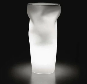 Plust Светящаяся ваза из полиэтилена Ssv
