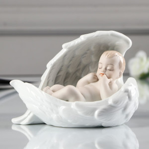 Фигурка сувенирная "Спящий младенец в ангельских крыльях" 8,5х12х7,5 см SIMALAND