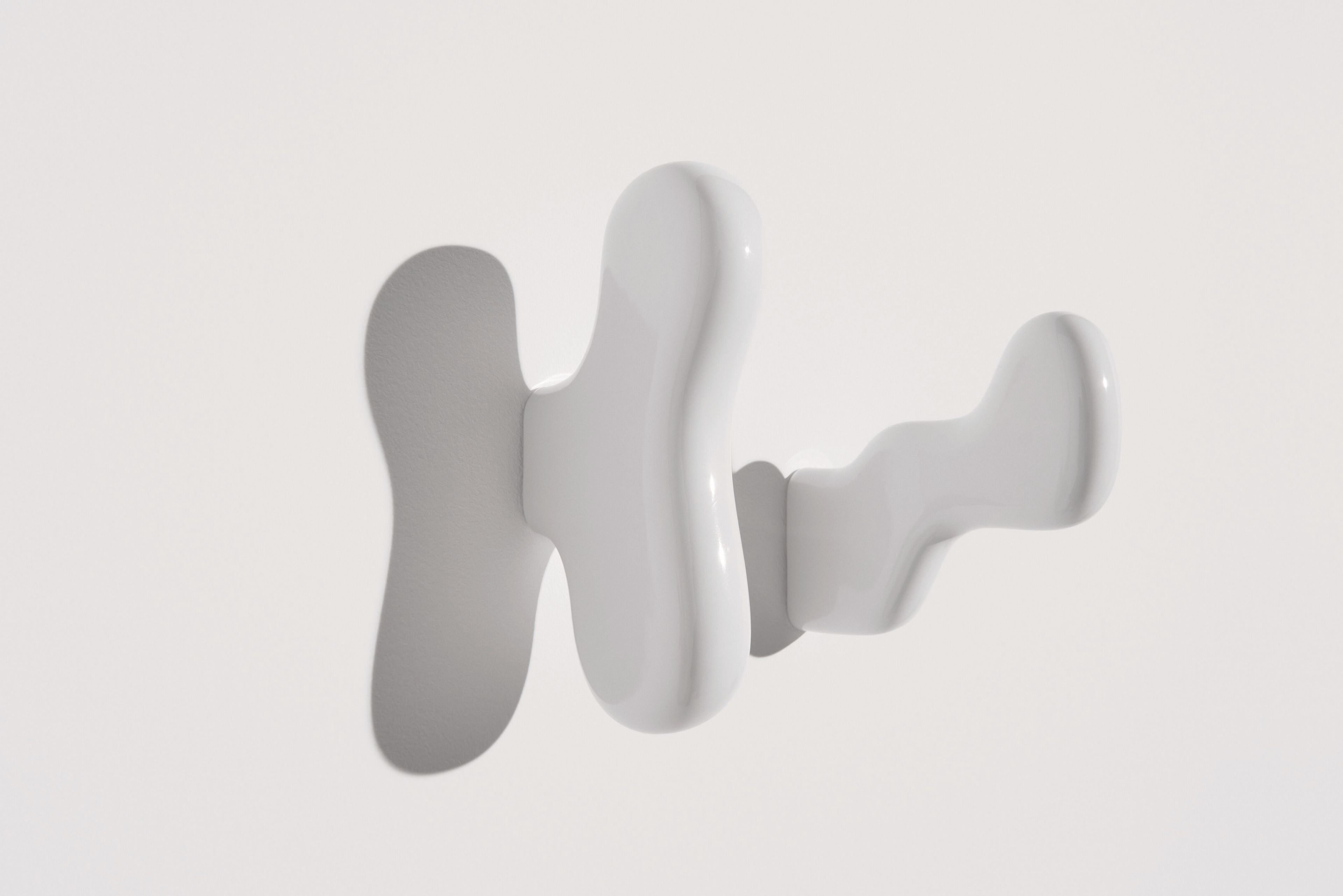 Керамическая настенная вешалка Petite Friture Klump ARCH-00010658 - Вид №3