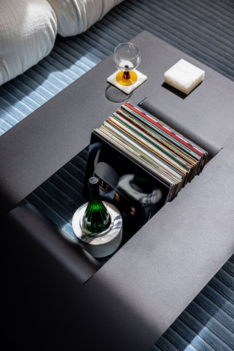 Низкий журнальный столик из листового металла Metallbude CUT ARCH-00111188 - Вид №26