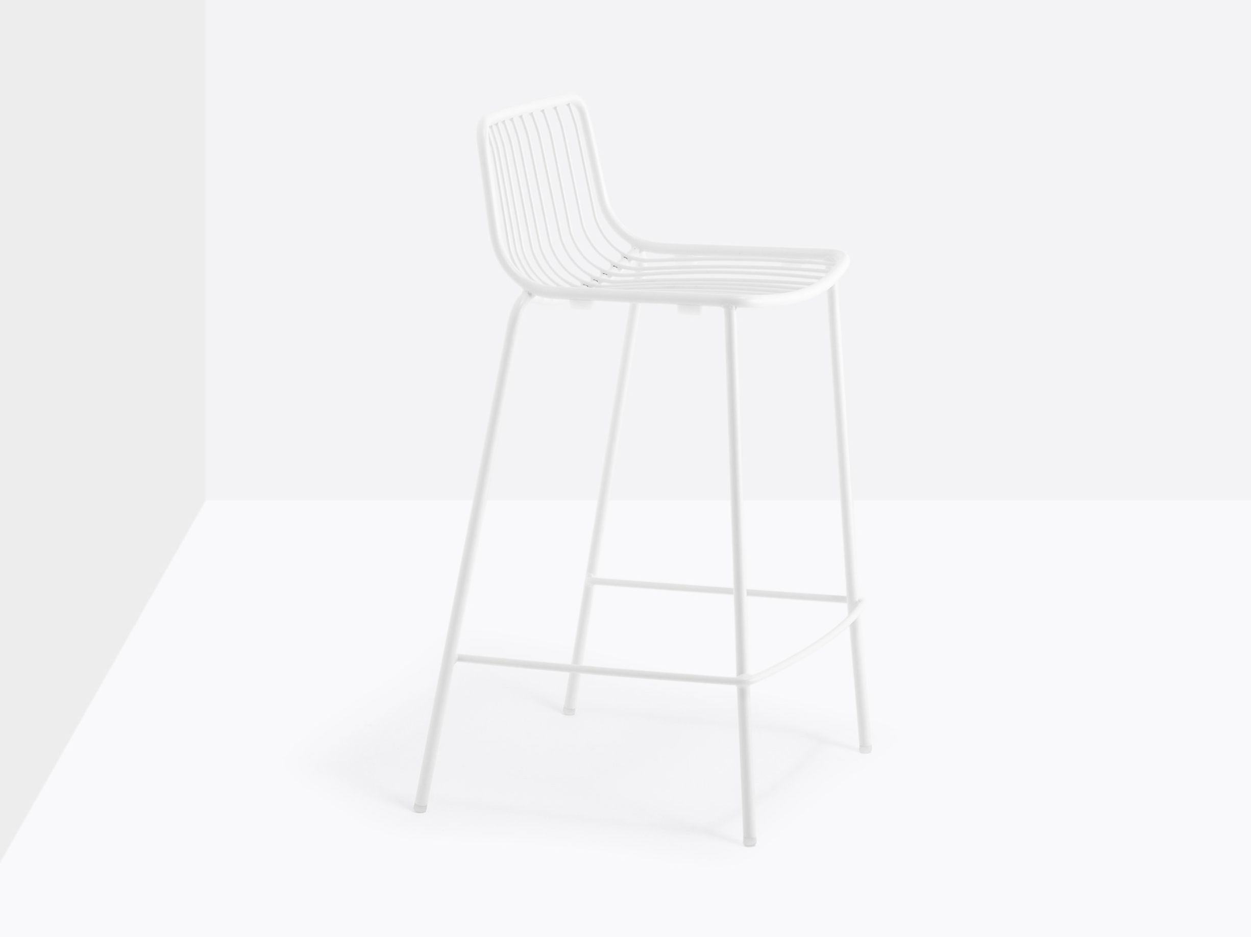 Высокий металлический садовый стул с подставкой для ног Pedrali ARCH-00027307 - Вид №6