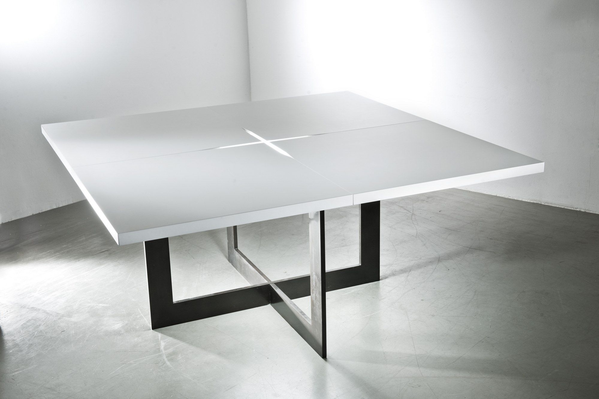 Стальной и деревянный стол Steininger PLUS ARCH-00087489 - Вид №1