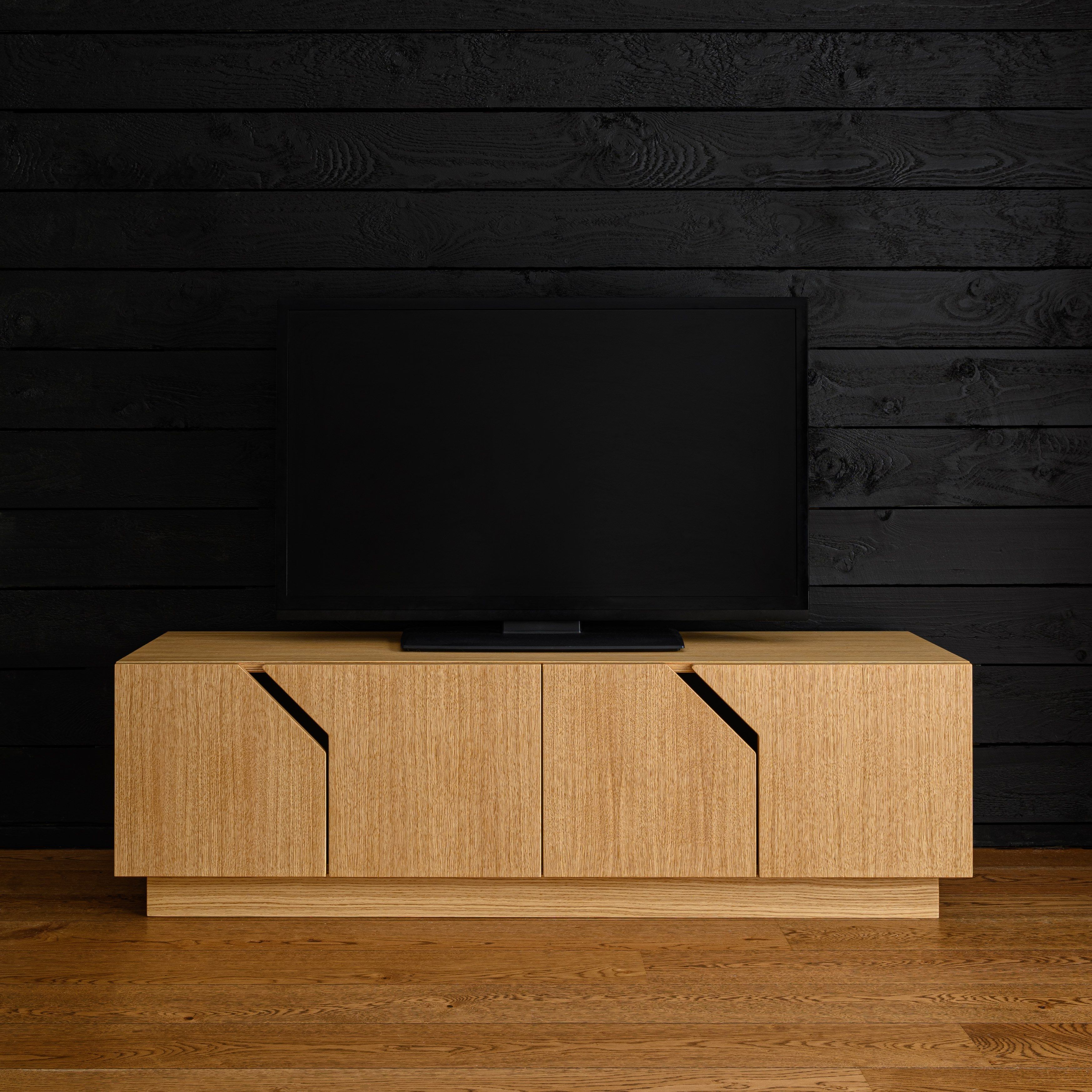 Низкий березовый ТВ-шкаф с распашными дверцами Radis Лабиринт ARCH-00048882 - Вид №9