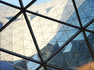 Фасадные витражи с высокой производительностью изоляции