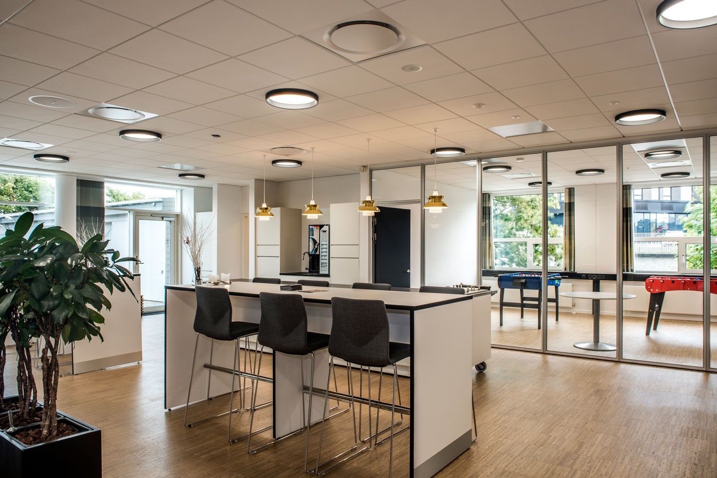 Светодиодный потолочный светильник Louis Poulsen LP CIRCLE ARCH-00101429 - Вид №5