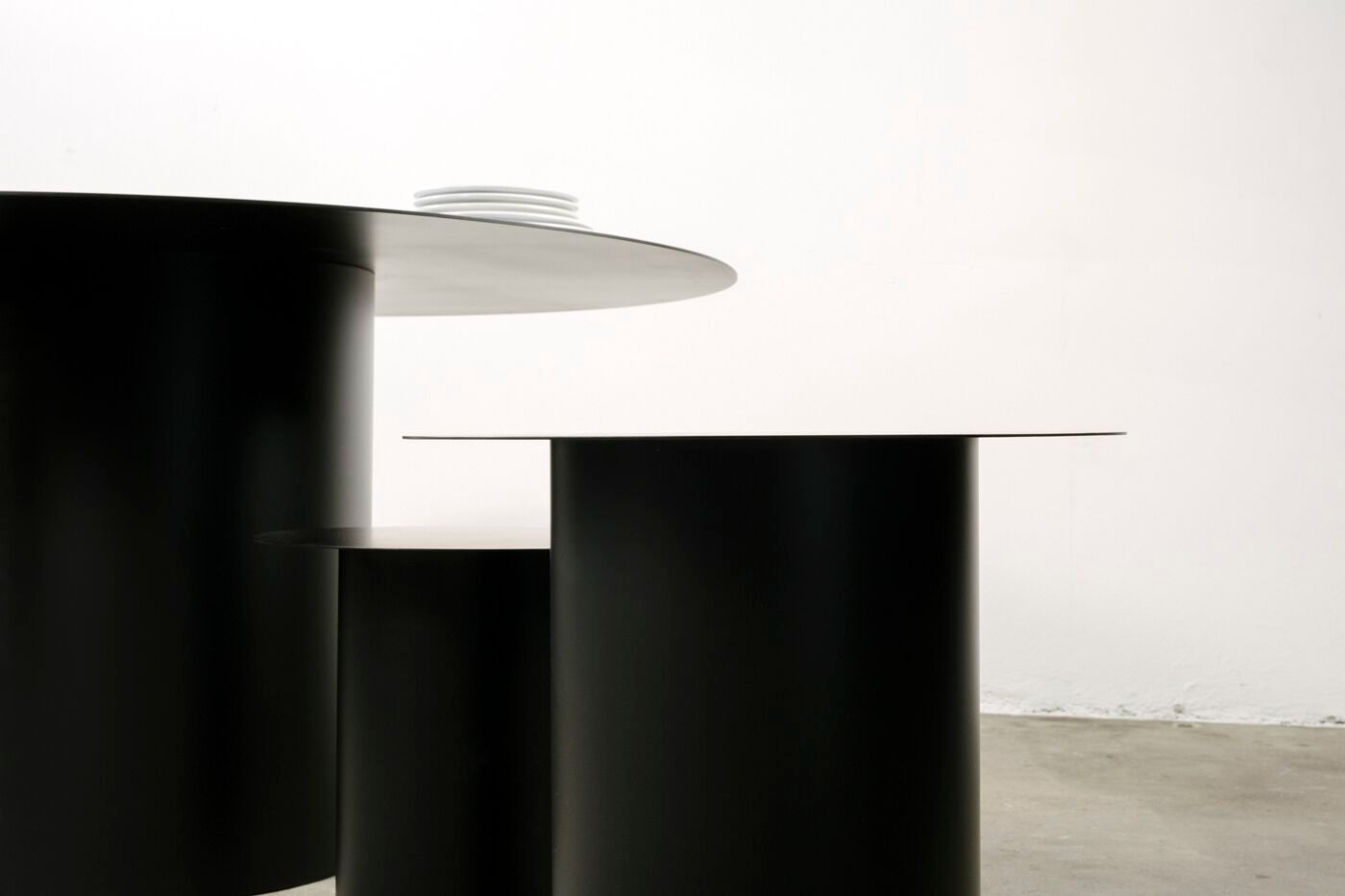 Круглый железный стол Ripa гвоздь ARCH-00109565 - Вид №2