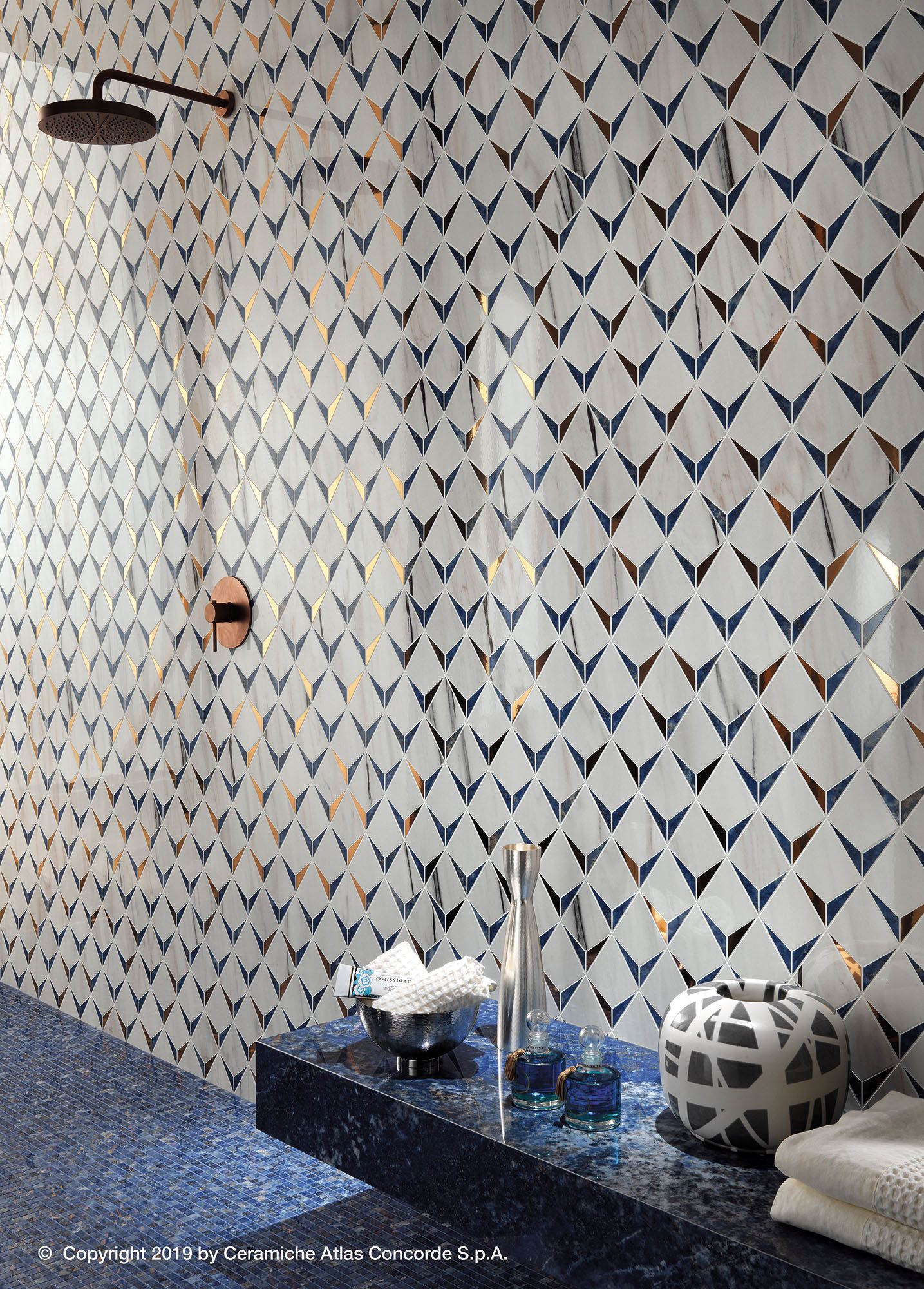 Белое керамическое покрытие с эффектом мрамора Atlas Concorde Marvel Dream ARCH-00073412 - Вид №8