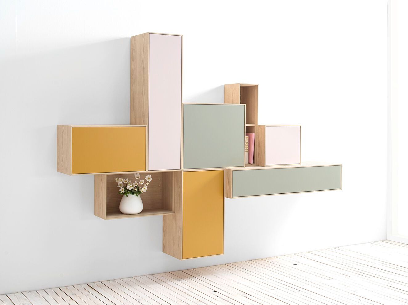 Стена установленная оборудованная стена Sudbrock Möbelhandwerk Game ARCH-00140658