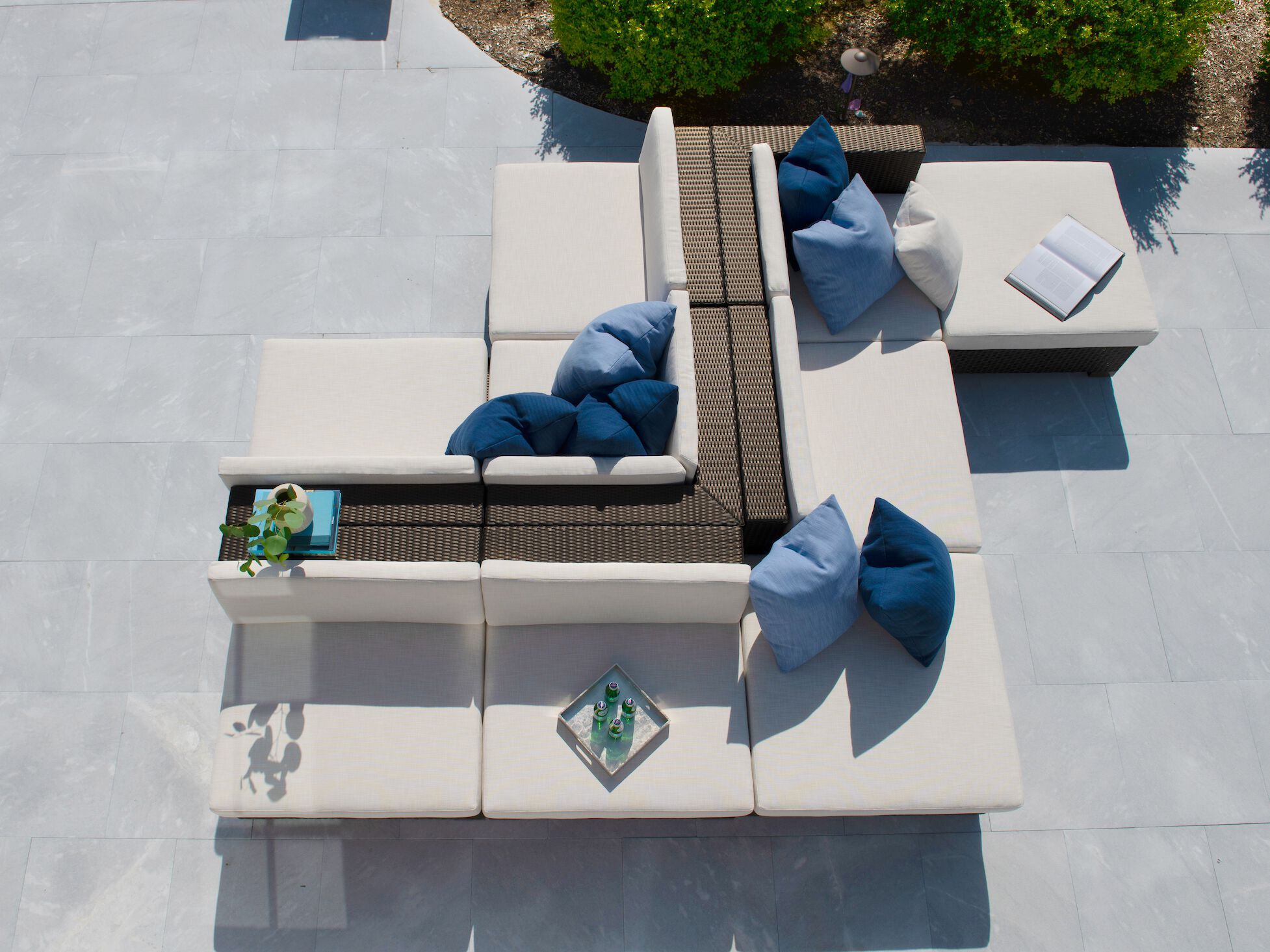 Квадратная Садовая подставка для ног из смолы Walters Atlantic ARCH-00075374 - Вид №2