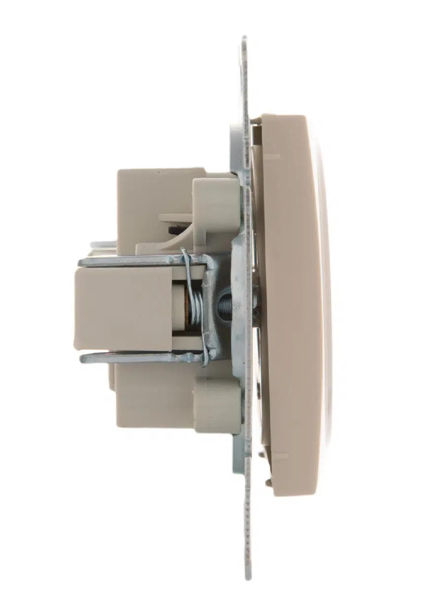 KARINA Розетка бз кремовый LEZARD 707-0388-121В - Вид №3