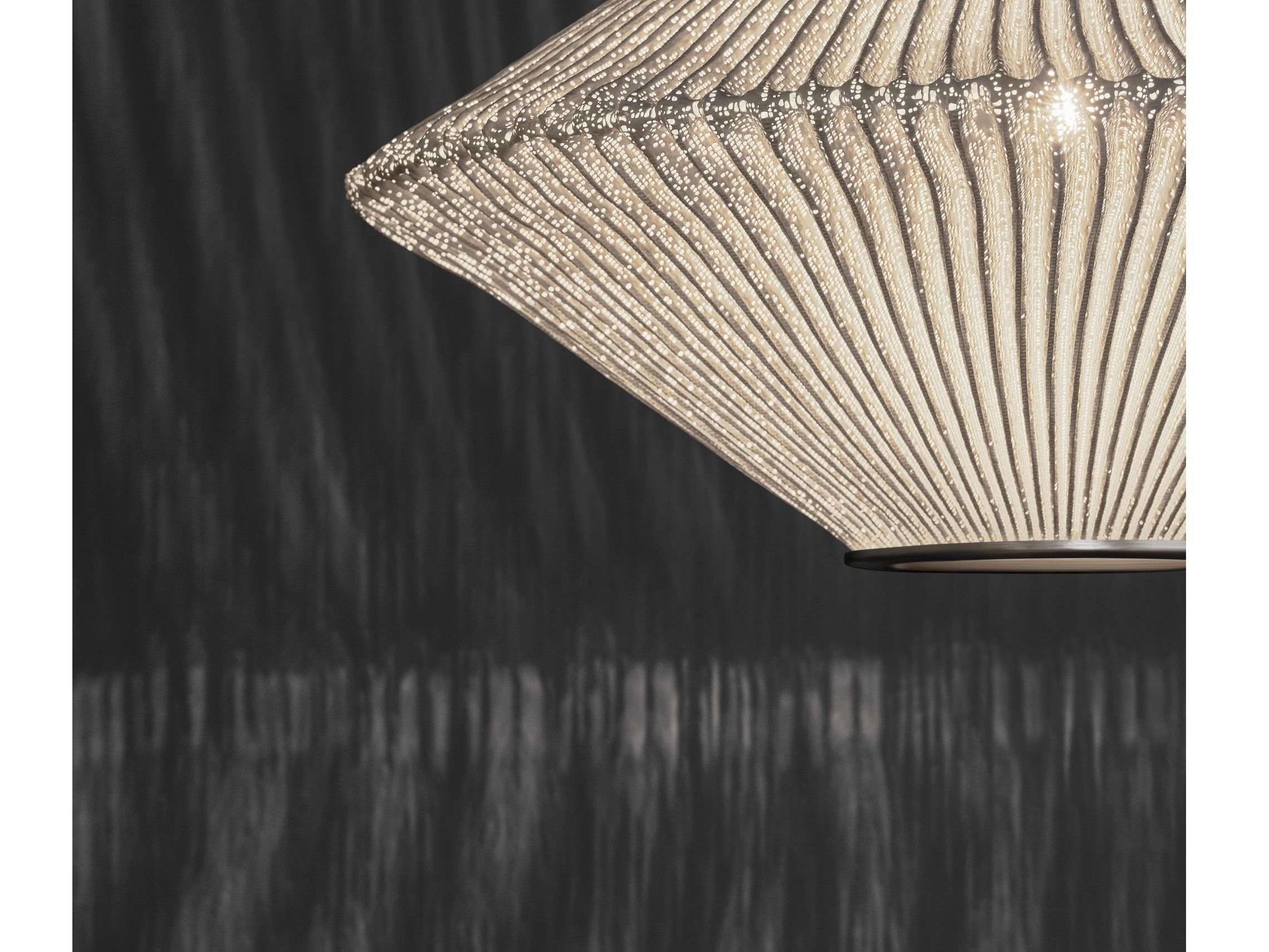 Светодиодный подвесной светильник из нержавеющей стали A-Emotional Light Ura ARCH-00055017 - Вид №1