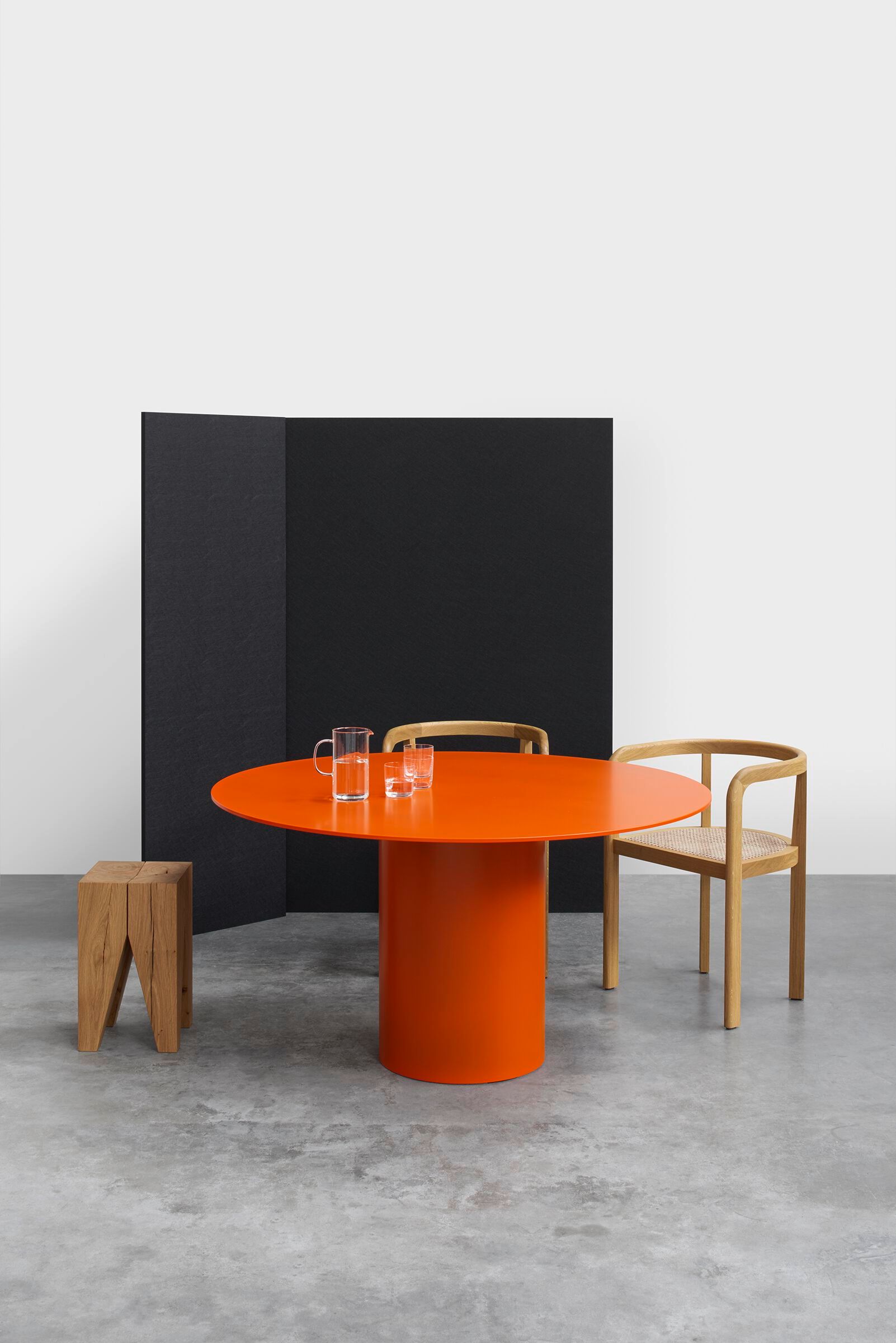 Круглый стальной стол e15 HIROKI METAL ARCH-00066565 - Вид №2