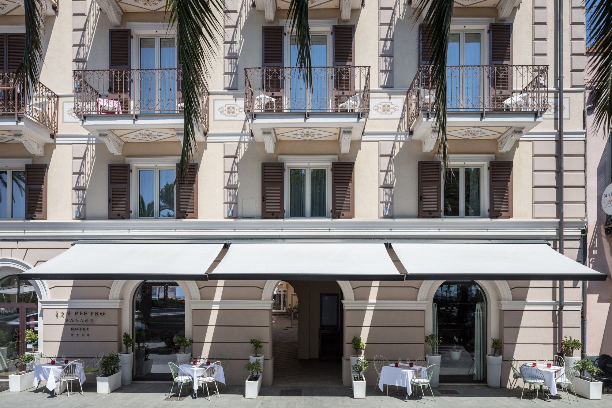 Алюминиевый моторизованный тент от солнца Pratic T-Project ARCH-00015767 - Вид №2