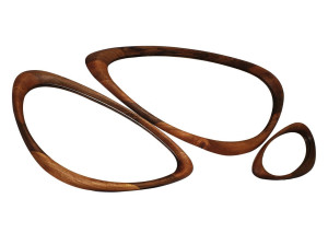 Зеркало из орехового дерева с рамкой