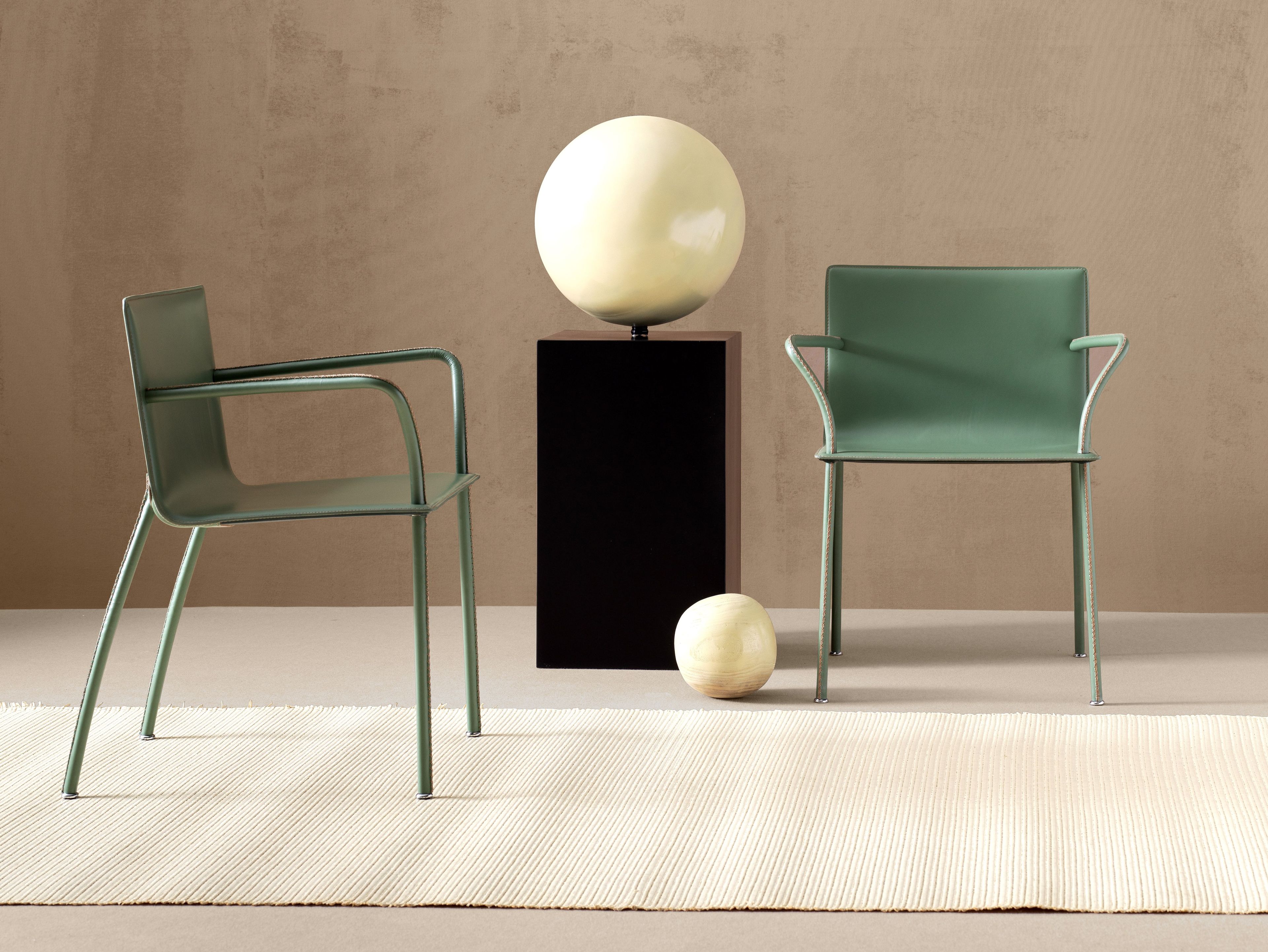 Кожаный стул с подлокотниками Fasem Lys ARCH-00016342 - Вид №1