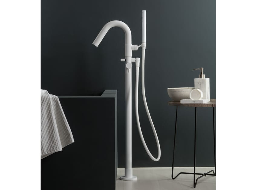 Смеситель для ванны с ручным душем Ritmonio Diametro35 ARCH-00103610