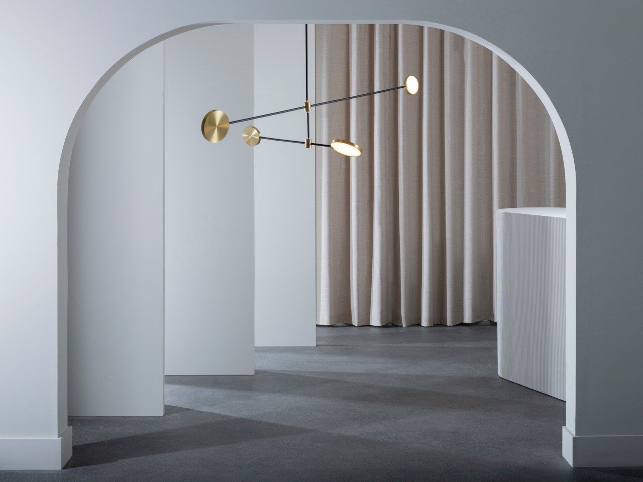 Металлический светодиодный потолочный светильник ручной работы Cameron Design House Motion ARCH-00033231 - Вид №13