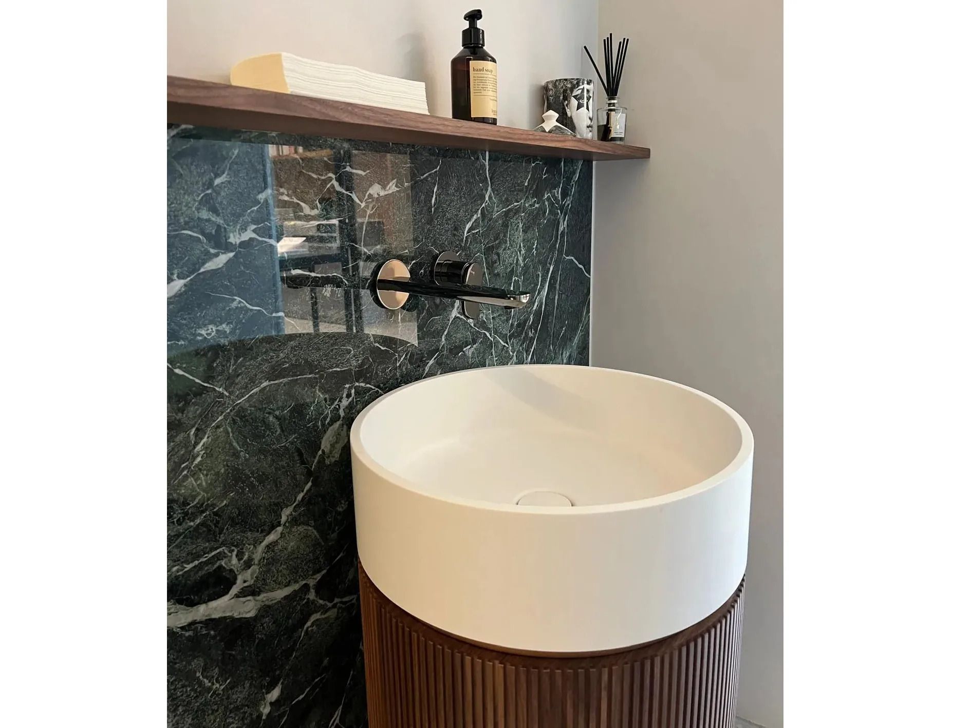 Lavabo rotondo freestanding in Solid Surface MOMA Design Tower Edo ARCH-00109846 - Вид №1