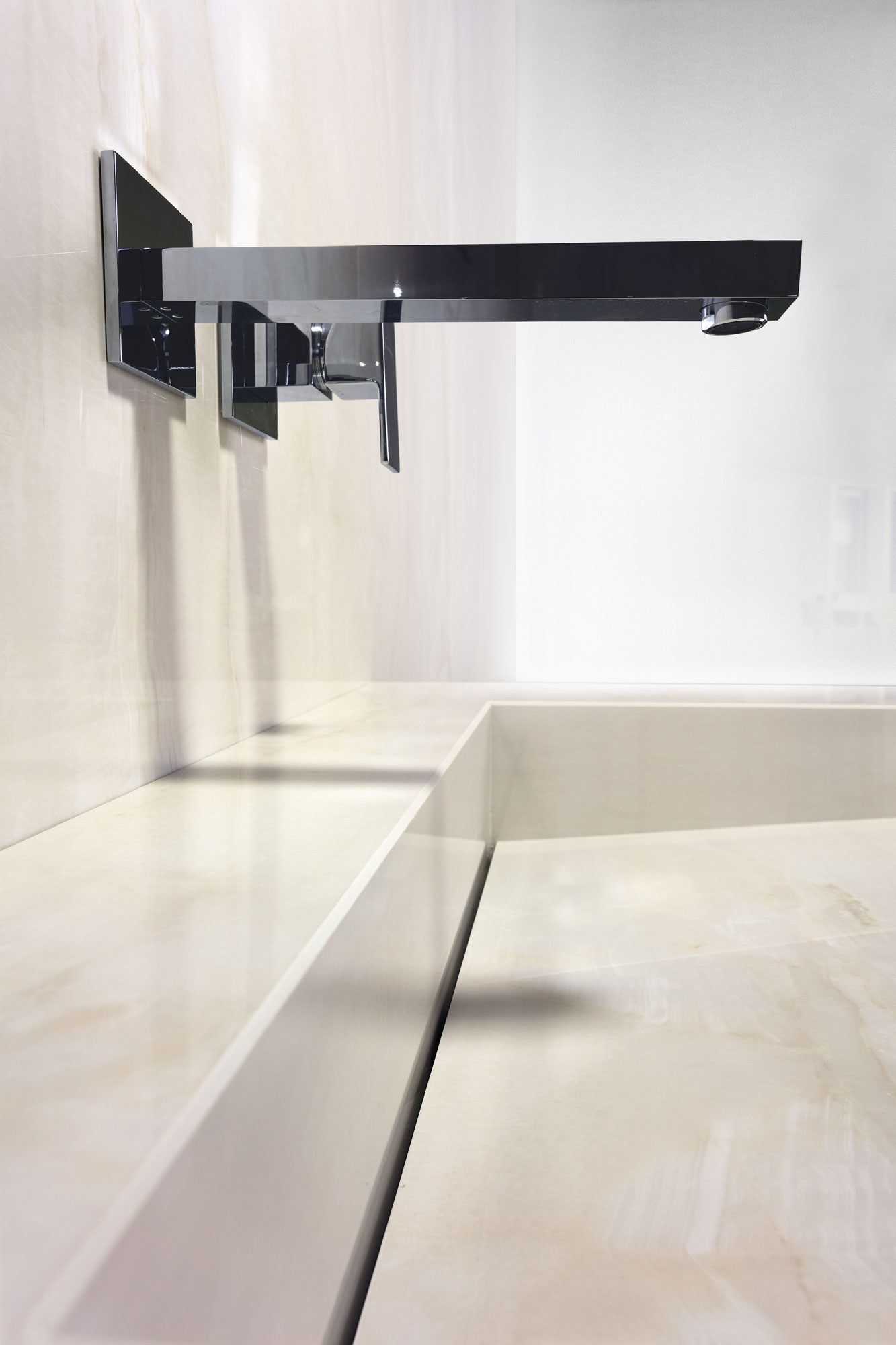 Прямоугольная двойная подвесная раковина из керамогранита Fiandre Aqua Maximum ARCH-00025767 - Вид №3