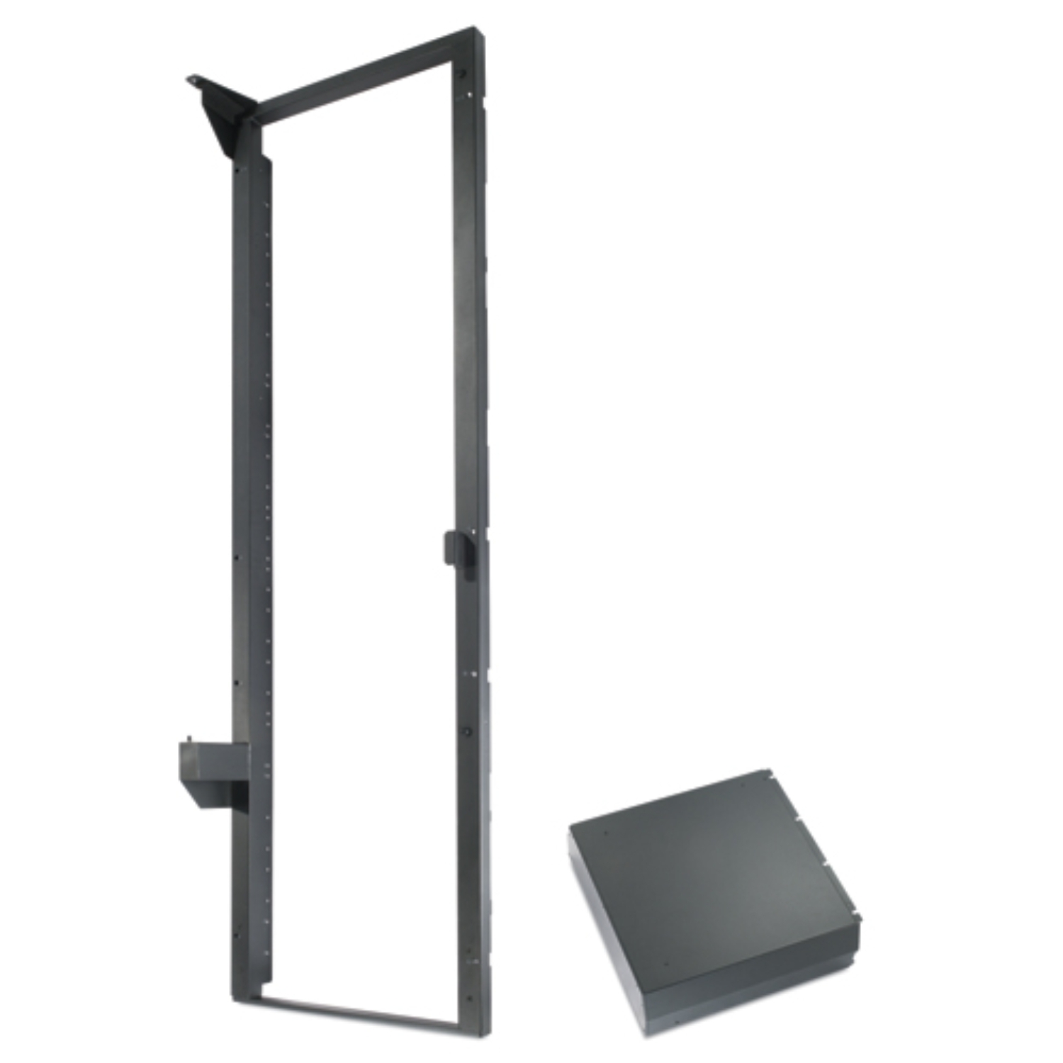 ACF136 Установочная рама для ACF115 на шкаф NetShelter SX шириной 600мм Schneider Electric 