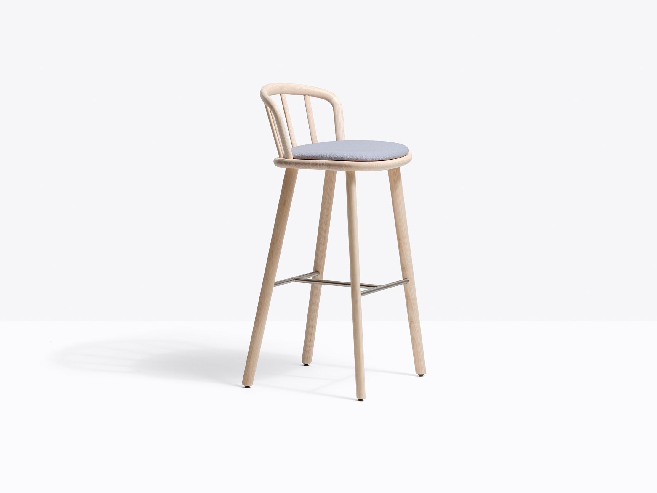 Высокий стул с мягким сиденьем Pedrali Nym ARCH-00120217