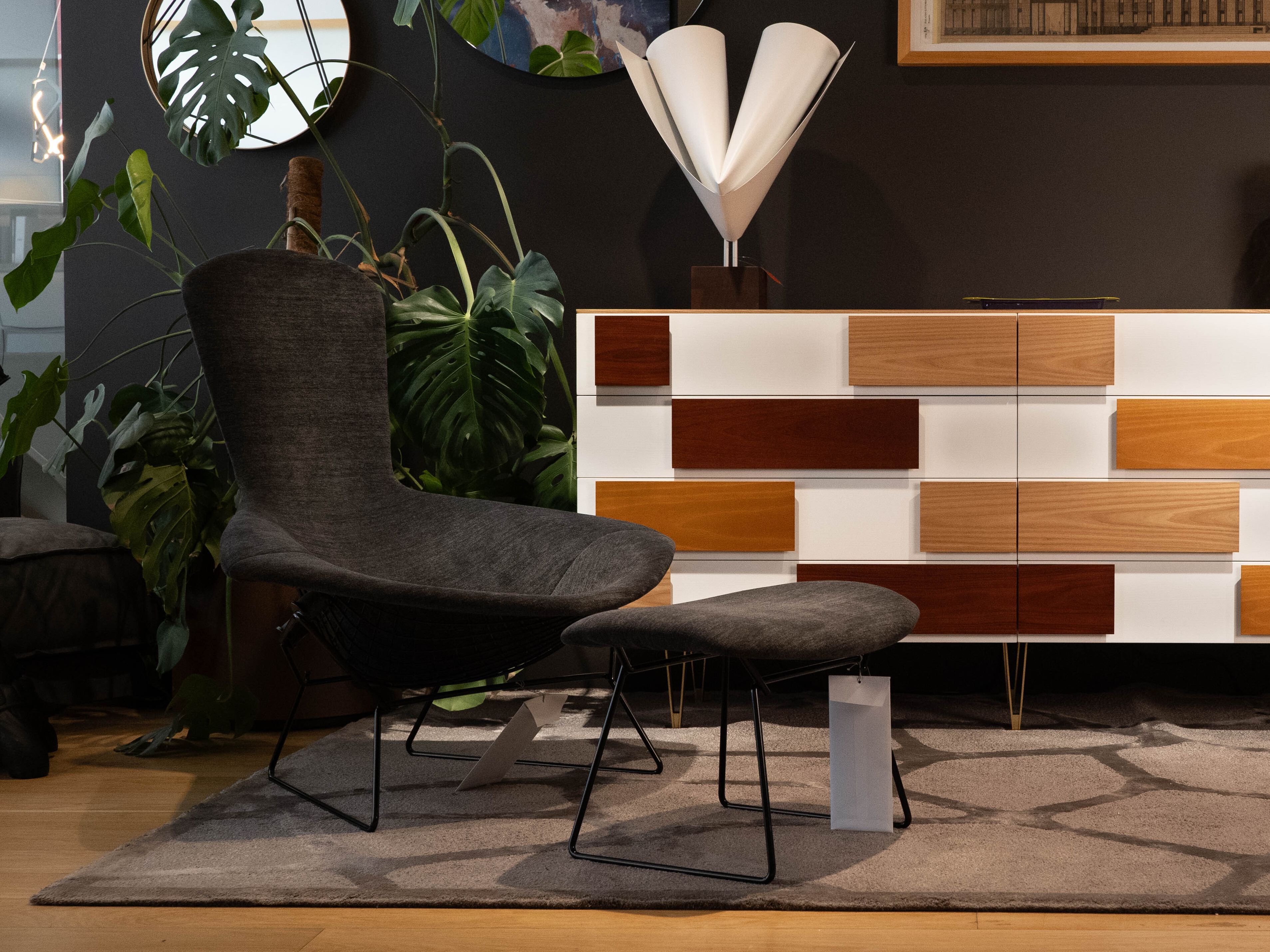 Тканевое кресло с высокой спинкой In Stock Knoll ARCH-00107232