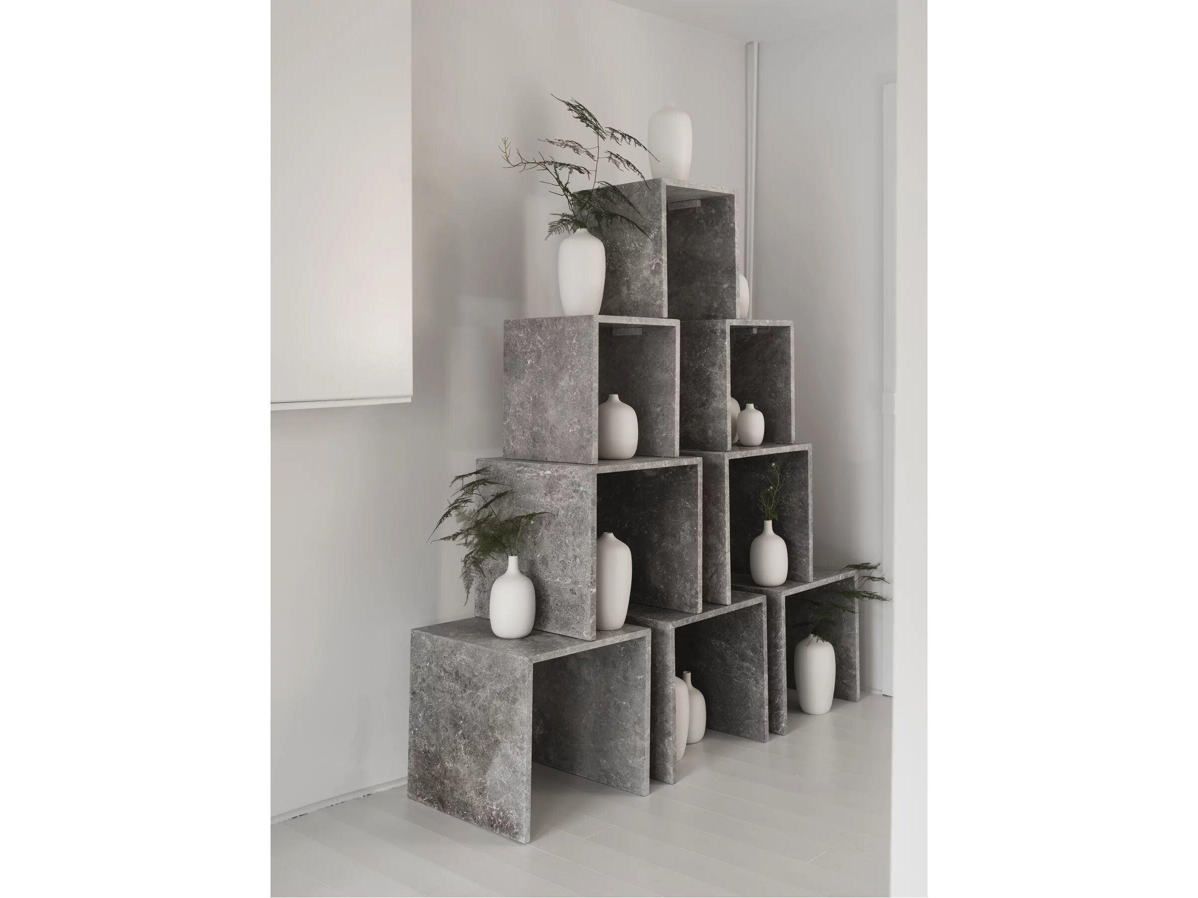 Квадратный мраморный журнальный столик blomus VARU ARCH-00078130 - Вид №10